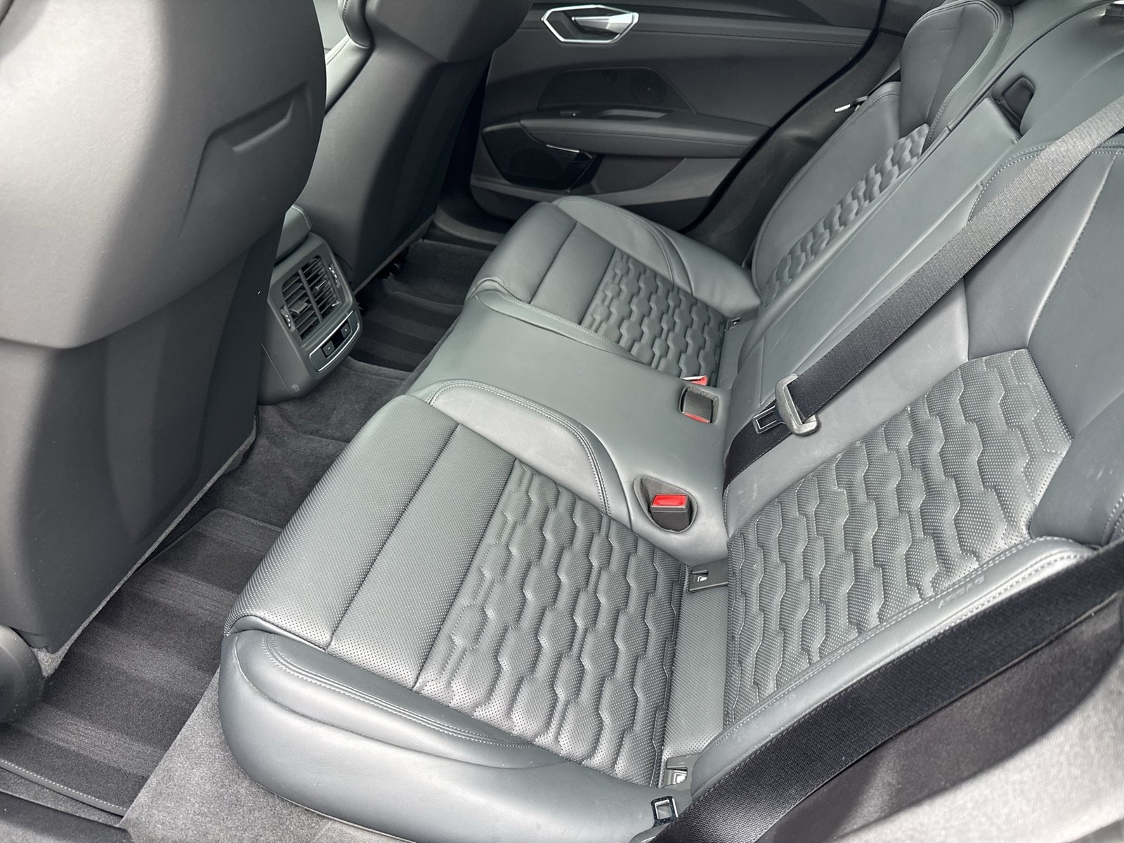 Audi RS e-tron GT Qu. PANO B&O 360°CAM ACC LM20