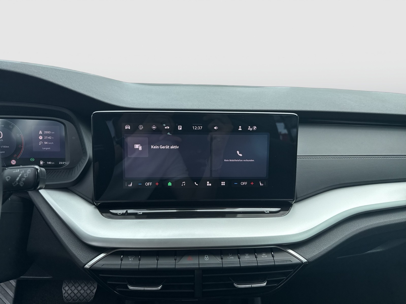 Skoda Octavia Combi 1.5 e-TEC AHK CARPLAY SITZHEIZUNG
