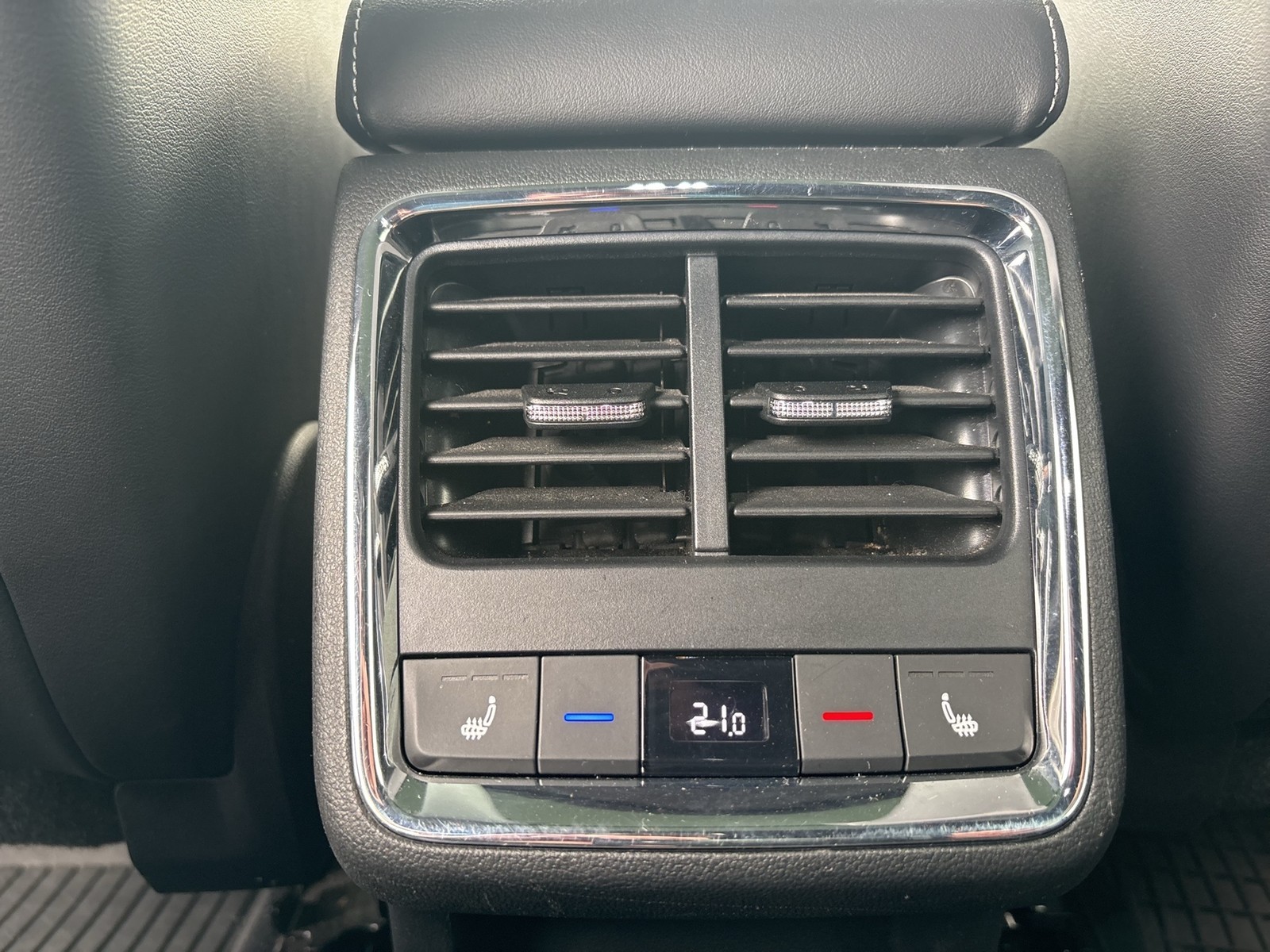 Skoda Enyaq 80x SPORTLINE 4X4 WÄRMEPUMPE PANO 360°CAM
