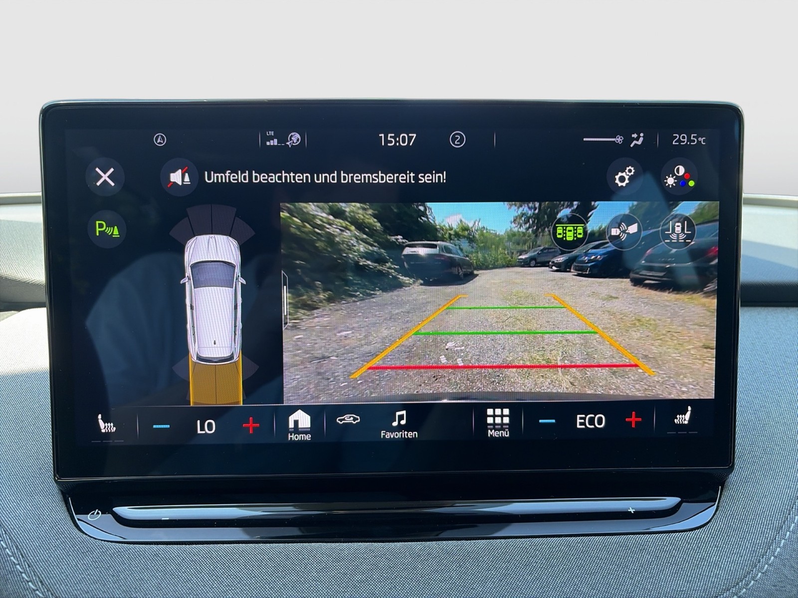 Skoda Enyaq 80 LOFT WÄRMEPUMPE AHK CAM LM19 MATRIX NAVI