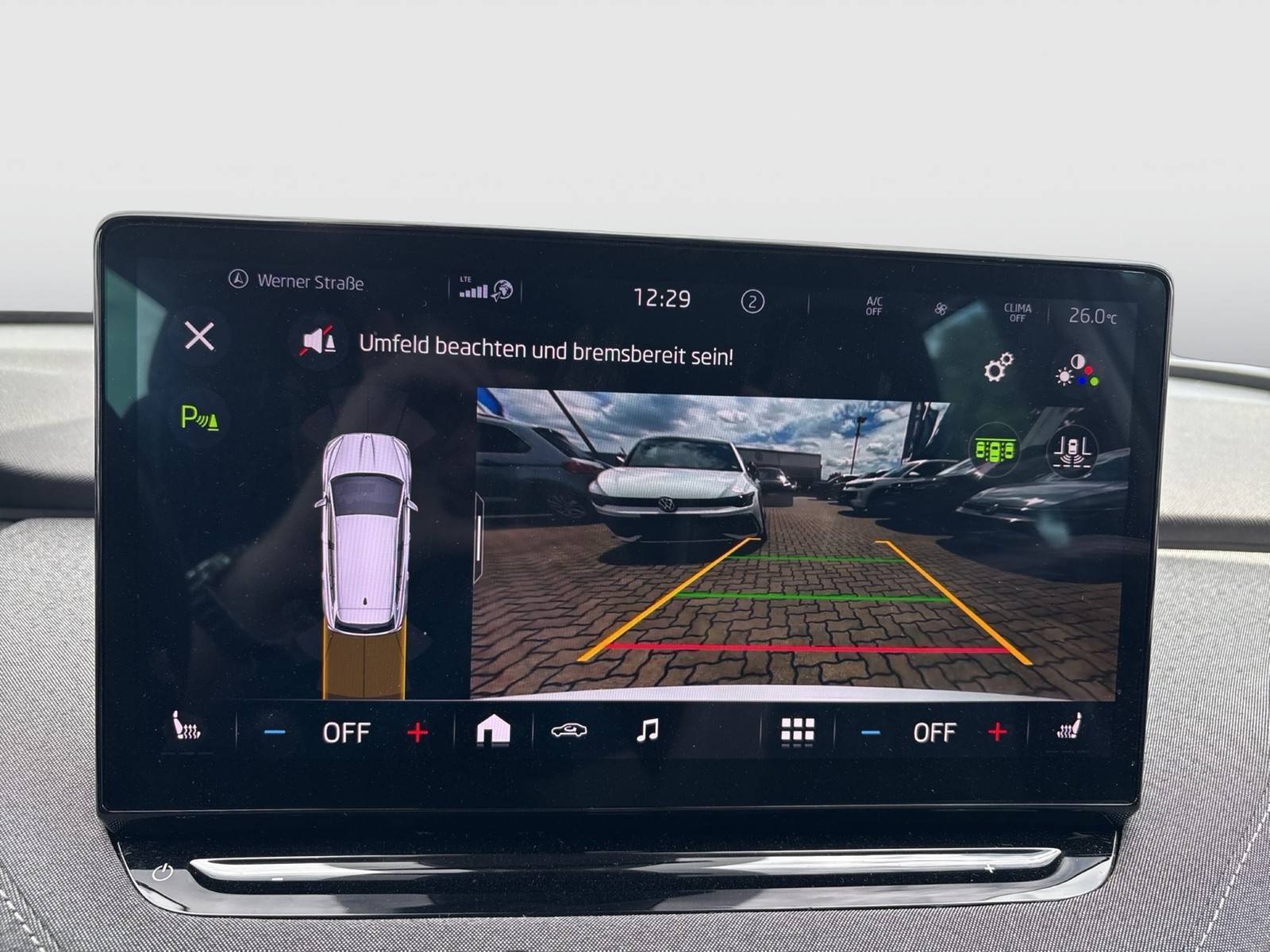Skoda Enyaq 80 LOFT WÄRMEPUMPE CAM LM19 NAVI SITZHEIZ.