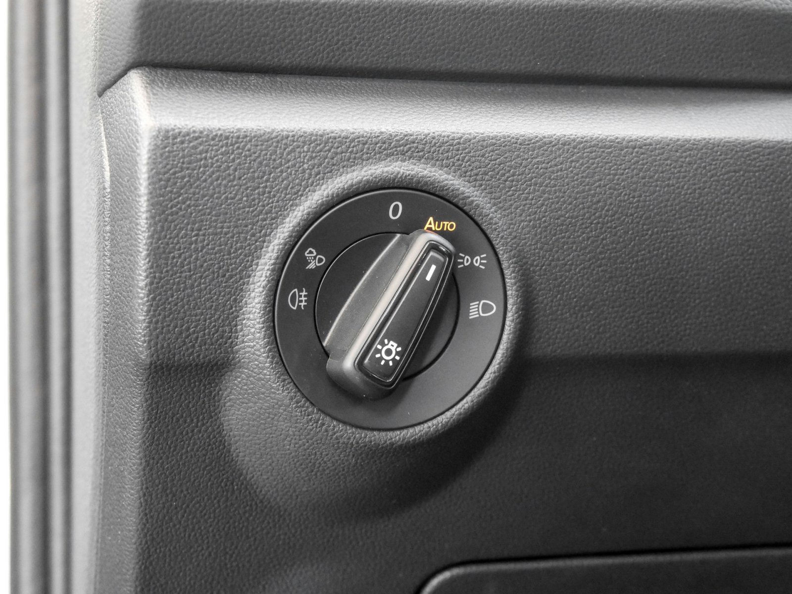 Volkswagen T-Roc 1.5 LIFE ACC LM17 SITZHZ CARPLAY/ANDROIDA.