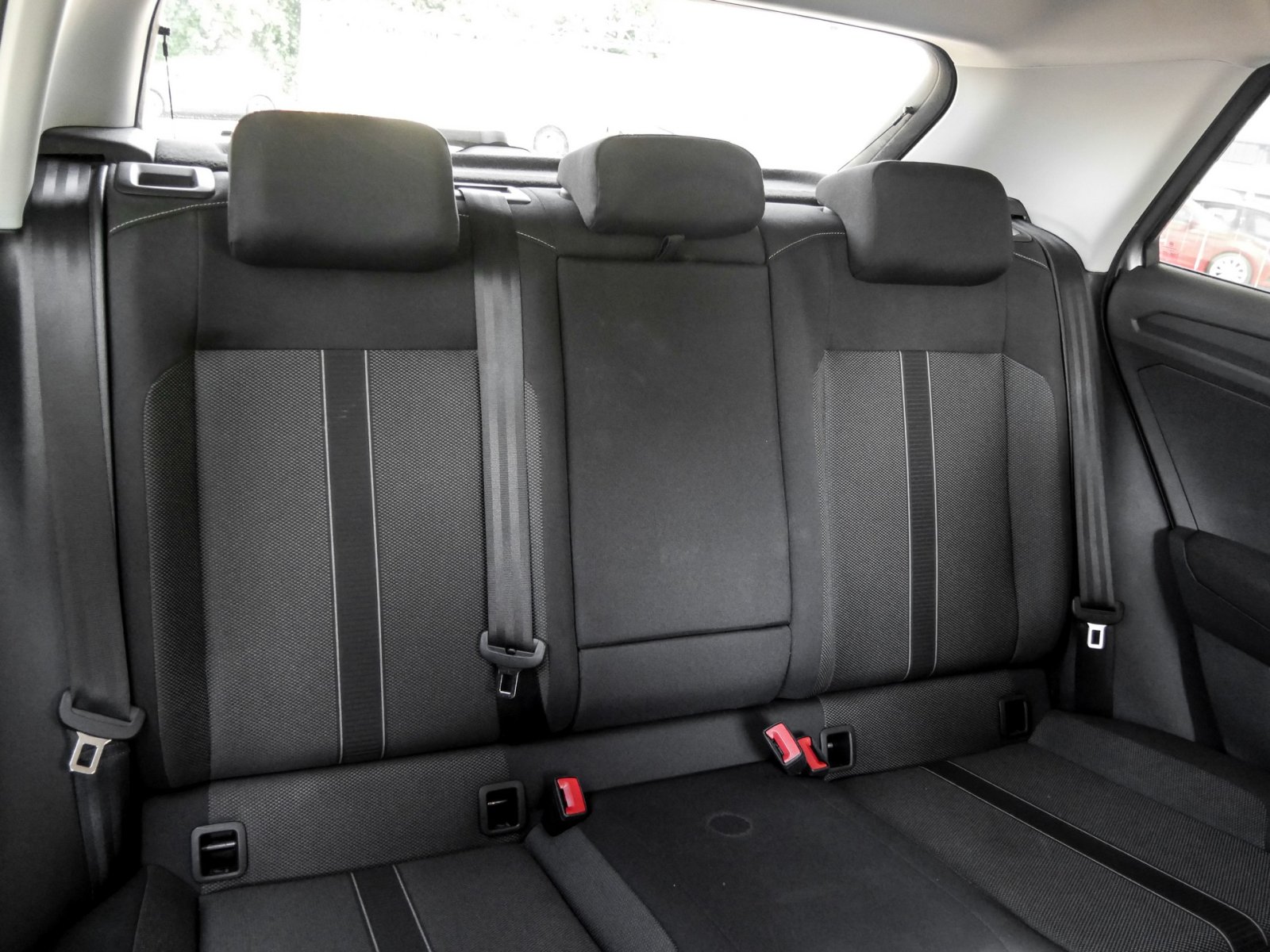 Volkswagen T-Roc 1.5 LIFE ACC LM17 SITZHZ CARPLAY/ANDROIDA.