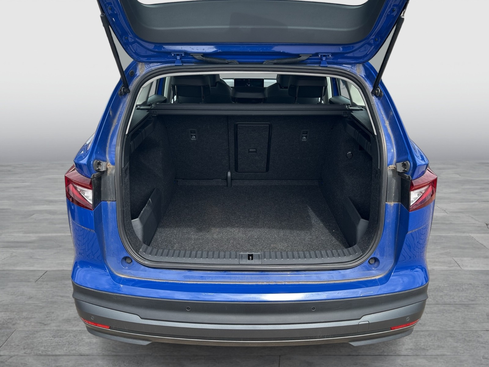 Skoda Enyaq 60 LOFT WÄRMEPUMPE CAM LM19 NAVI KEYLESSGO