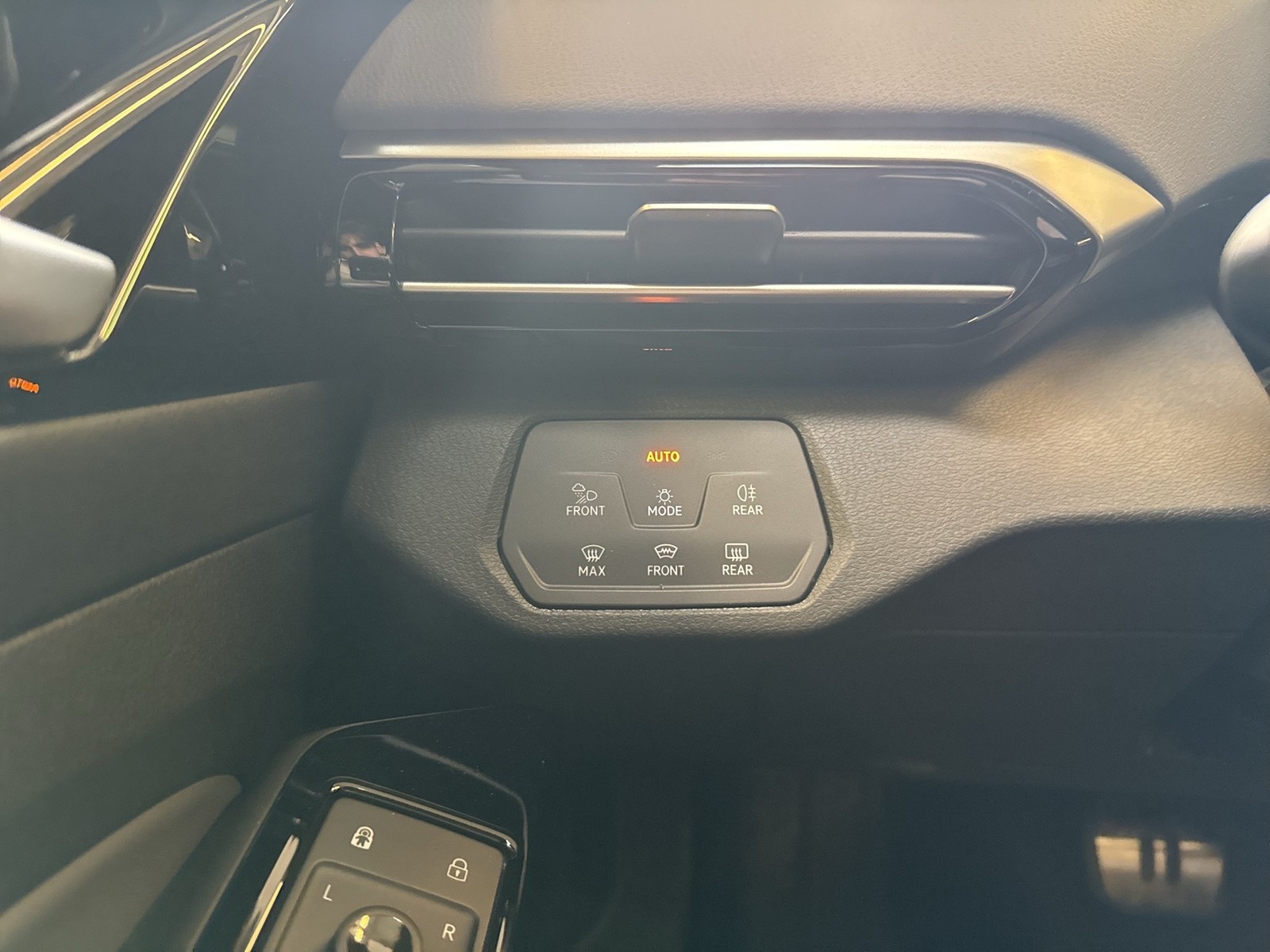 Volkswagen ID.4 Pro Performance AHK CAM ACC LM20 MATRIX NAVI