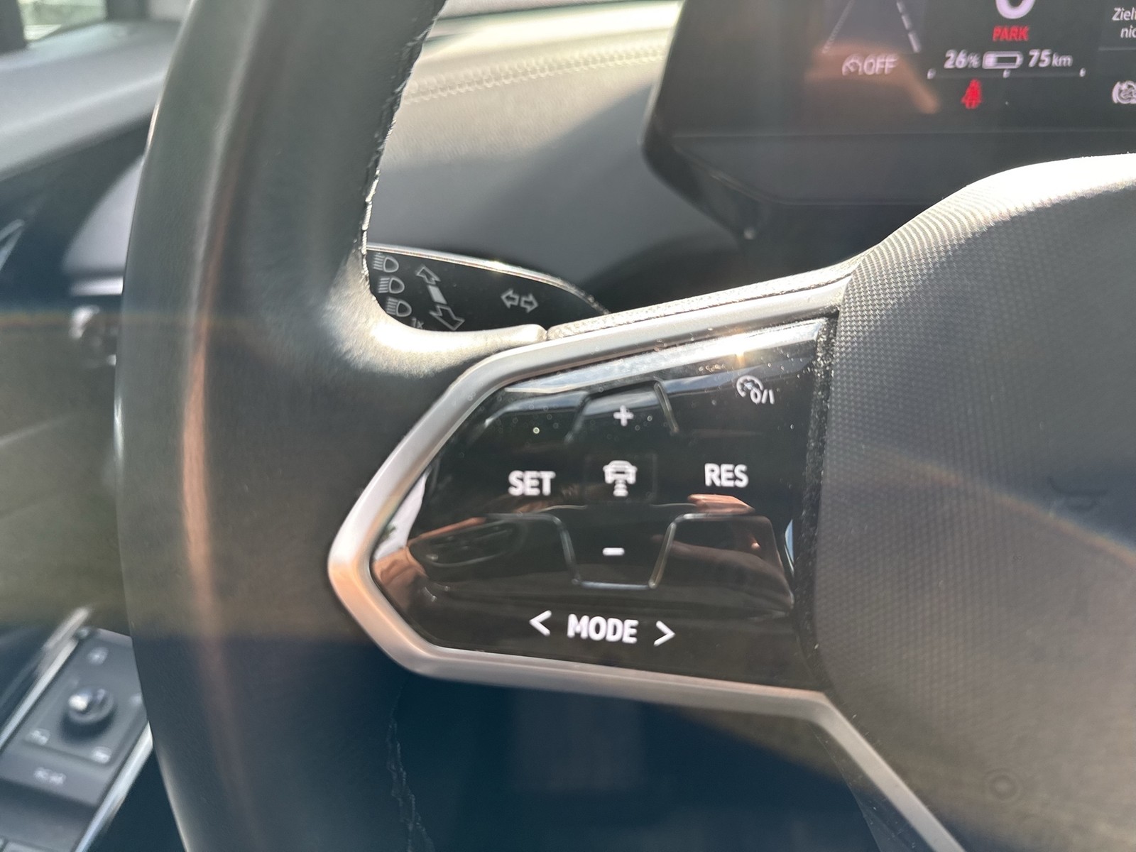 Volkswagen ID.4 Pure Performance ACC LM18 NAVI SITZHEIZUNG