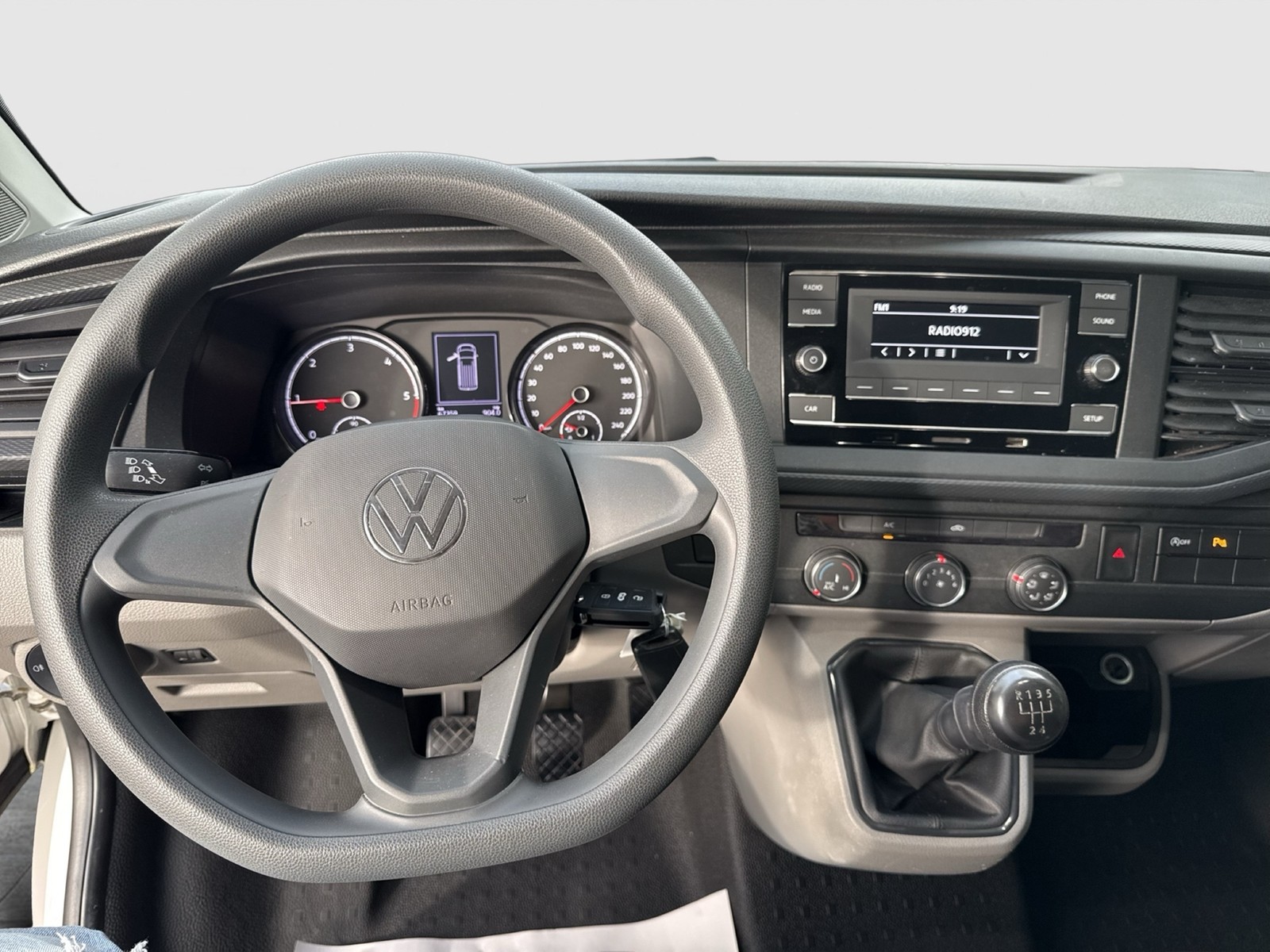 Volkswagen T6 Transporter 2.0 T6.1 Kasten LR EINPARKH KLIMA