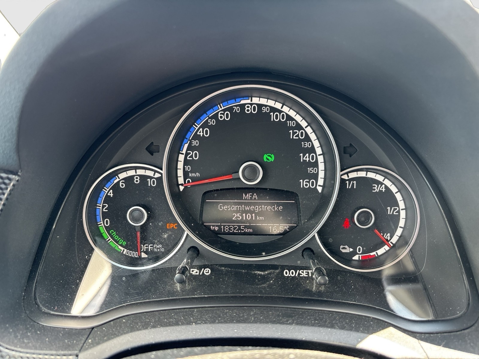 Volkswagen e-up! 4TÜREN CAM EINPARKH.TEMPOMAT KLIMAAUTOMAT.