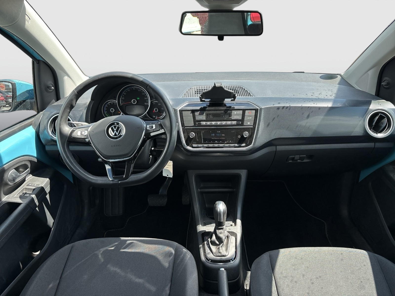 Volkswagen e-up! 4TÜREN CAM EINPARKH.TEMPOMAT KLIMAAUTOMAT.