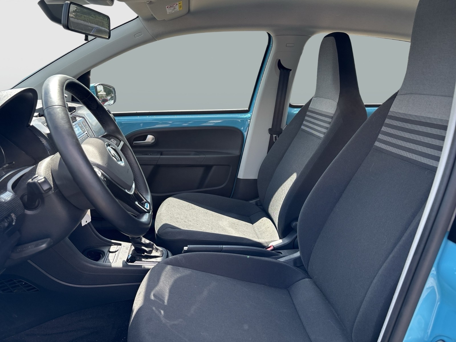Volkswagen e-up! 4TÜREN CAM EINPARKH.TEMPOMAT KLIMAAUTOMAT.