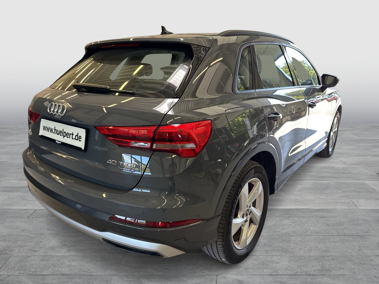 Audi Q3 40 quattro advanced AHK ACC LM18 CARPLAY