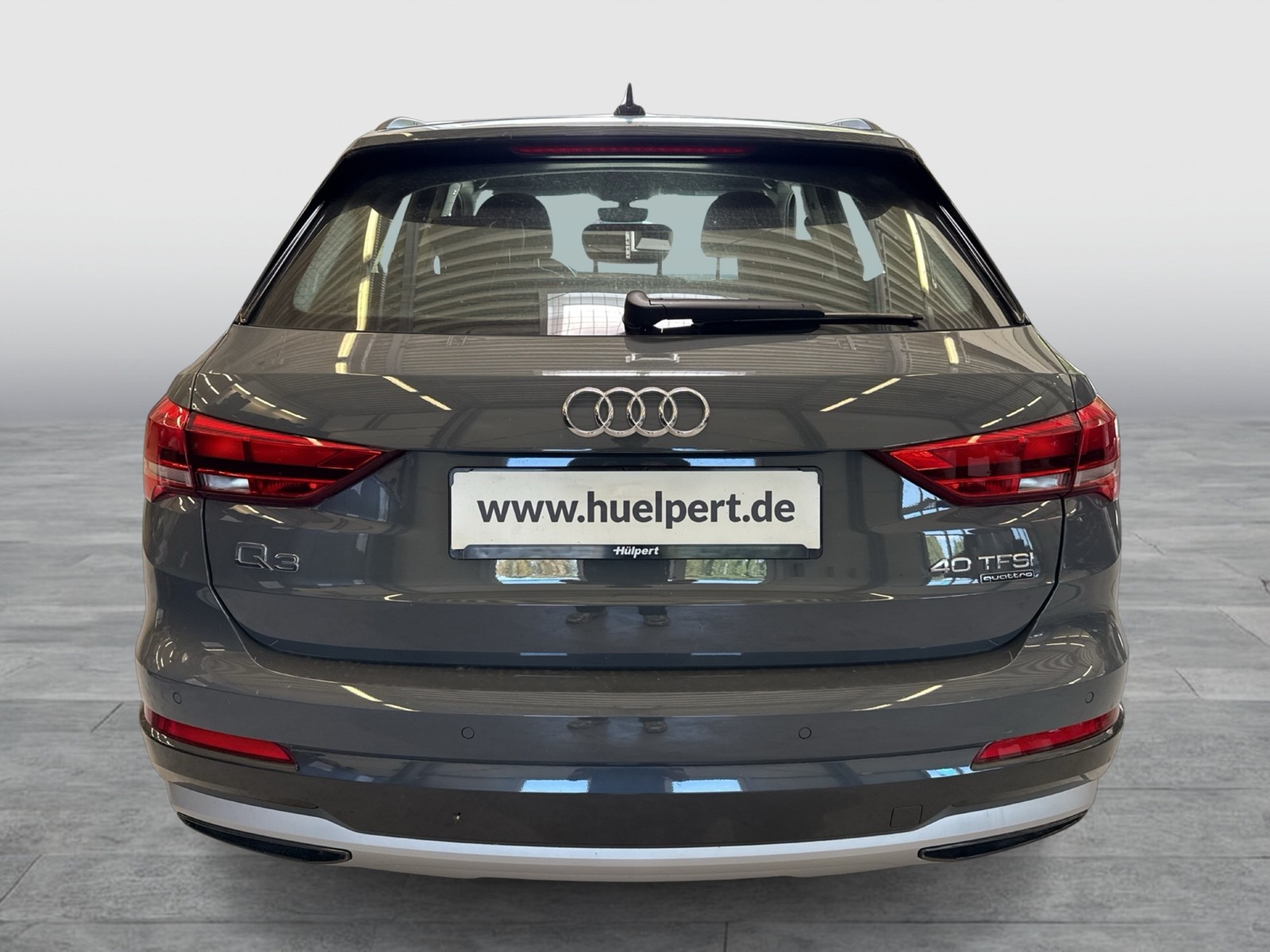 Audi Q3 40 quattro advanced AHK ACC LM18 CARPLAY