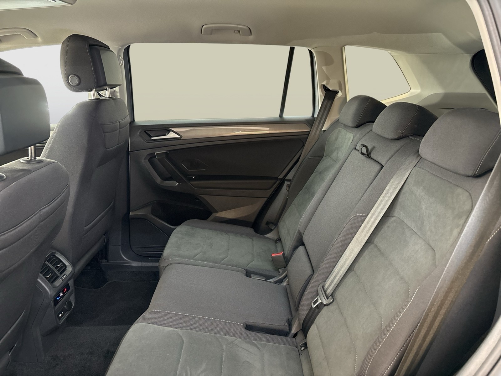 Volkswagen Tiguan Allspace 2.0 LIFE CAM ACC LM18 E-KLAPPE