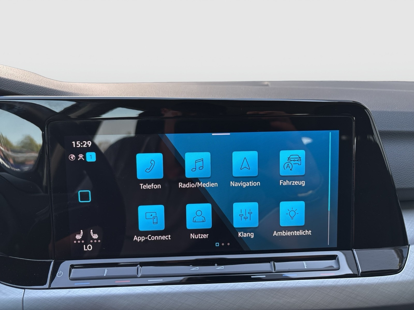 Volkswagen Golf Variant VIII 1.0 LIFE CAM ACC NAVI CARPLAY