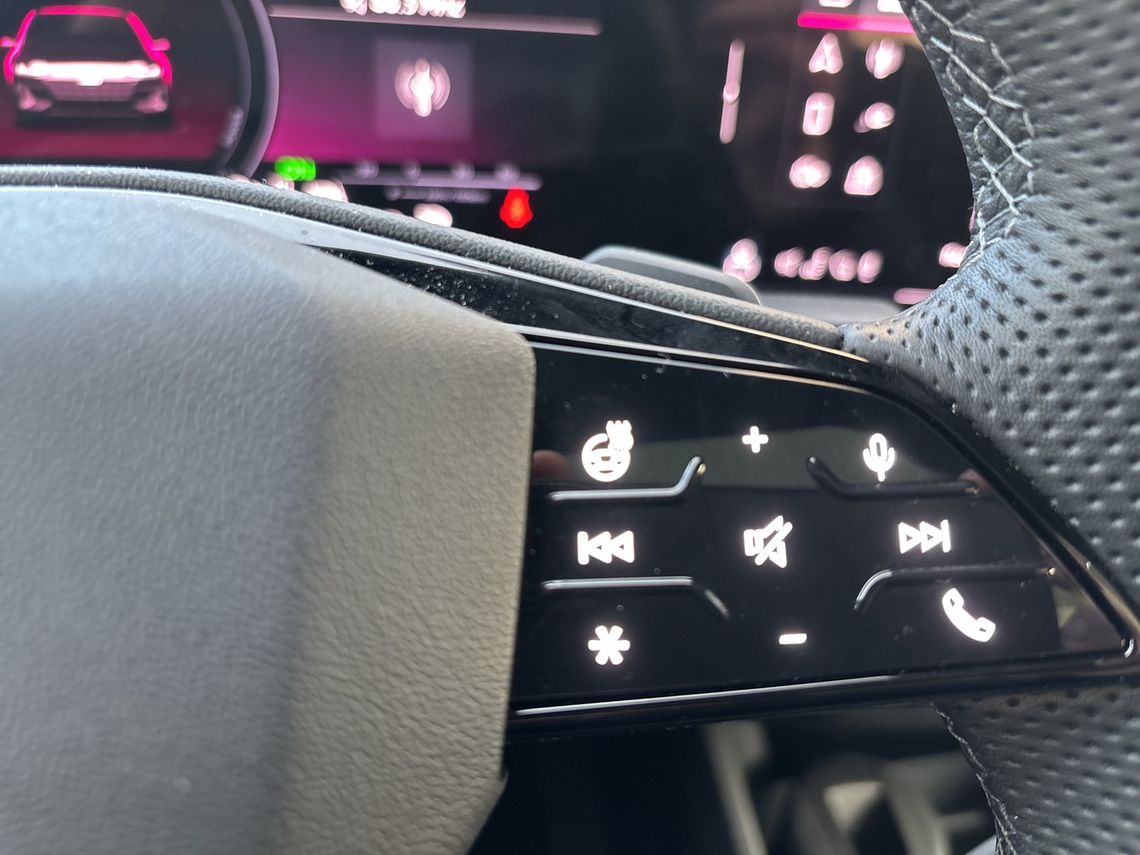 Audi A6 e-tron Sportback S LINE WÄRMEPUMPE PANO LM21