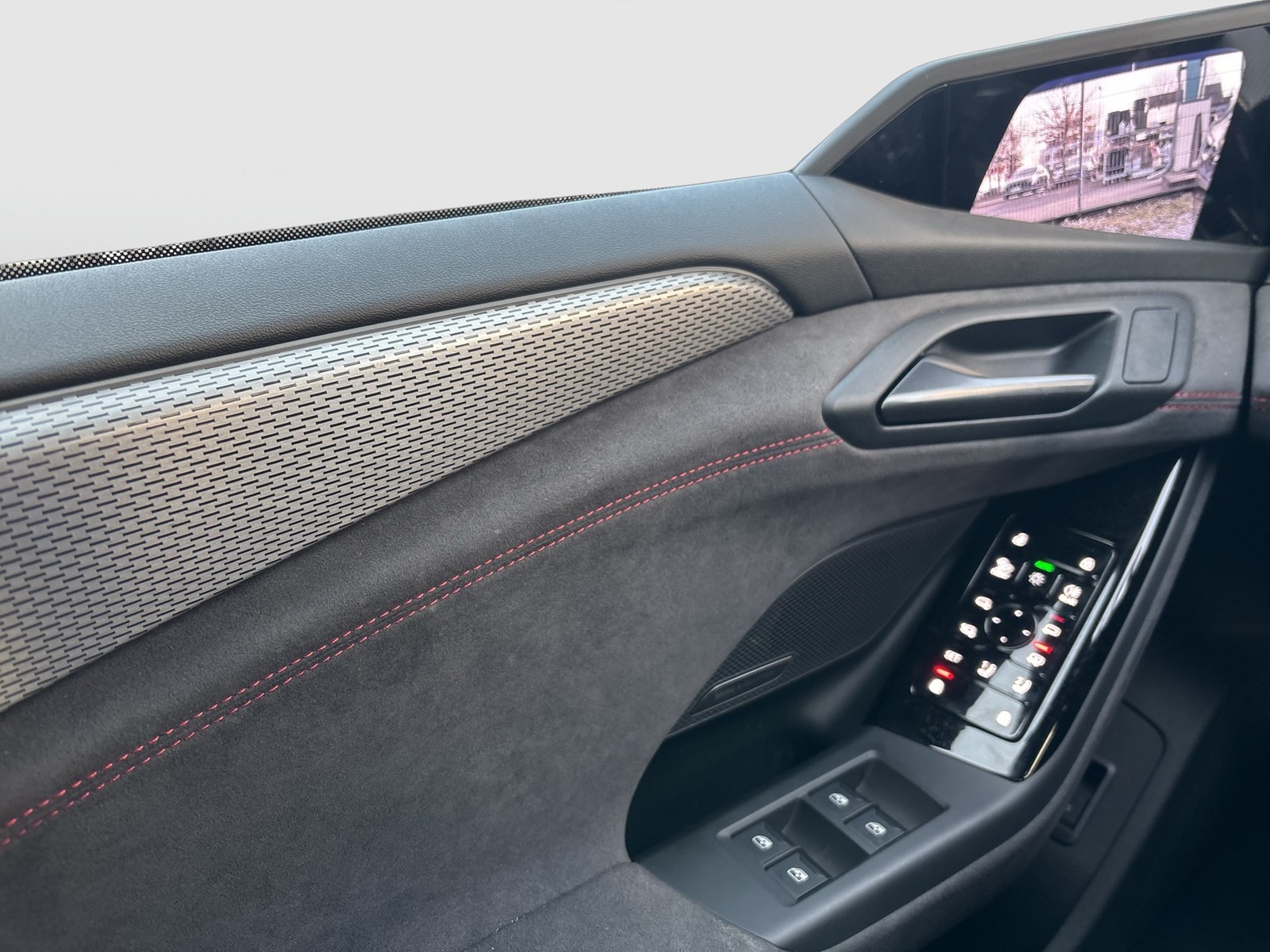 Audi A6 e-tron Sportback S LINE WÄRMEPUMPE PANO LM21