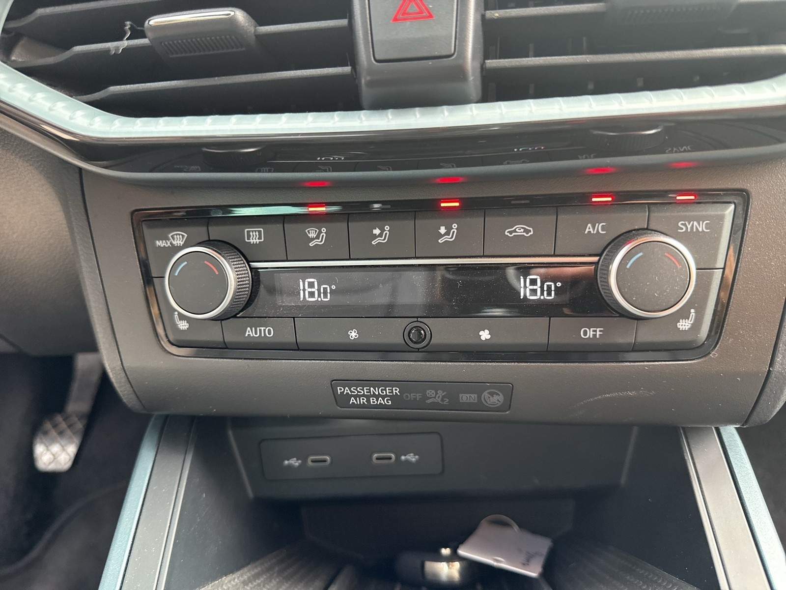 Seat Arona 1.0 XPERIENCE AHK CAM ACC LM17 NAVI SITZHZ