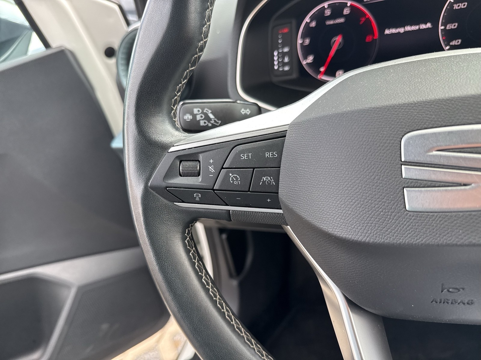 Seat Arona 1.0 XPERIENCE AHK CAM ACC LM17 NAVI SITZHZ