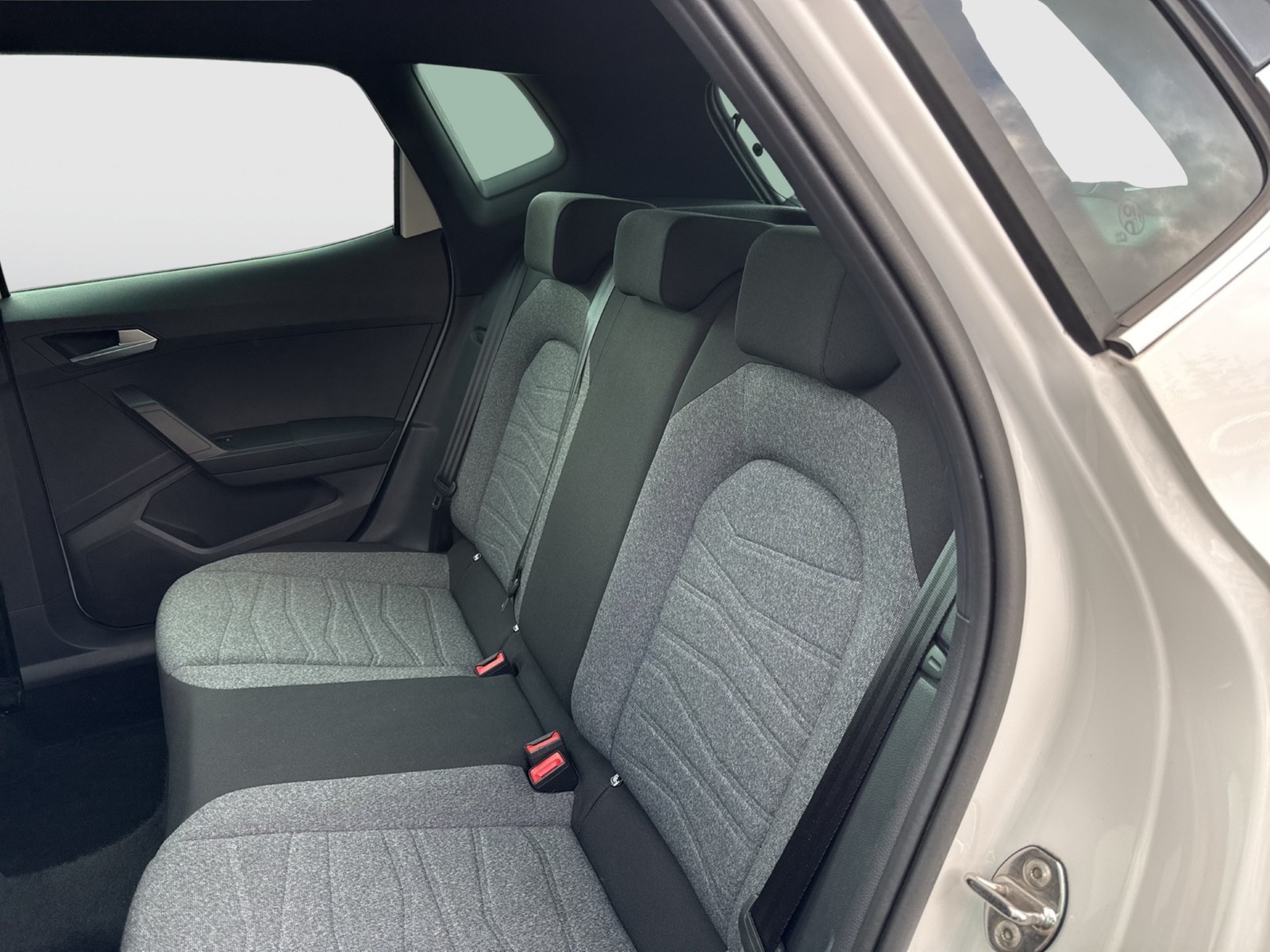 Seat Arona 1.0 XPERIENCE AHK CAM ACC LM17 NAVI SITZHZ