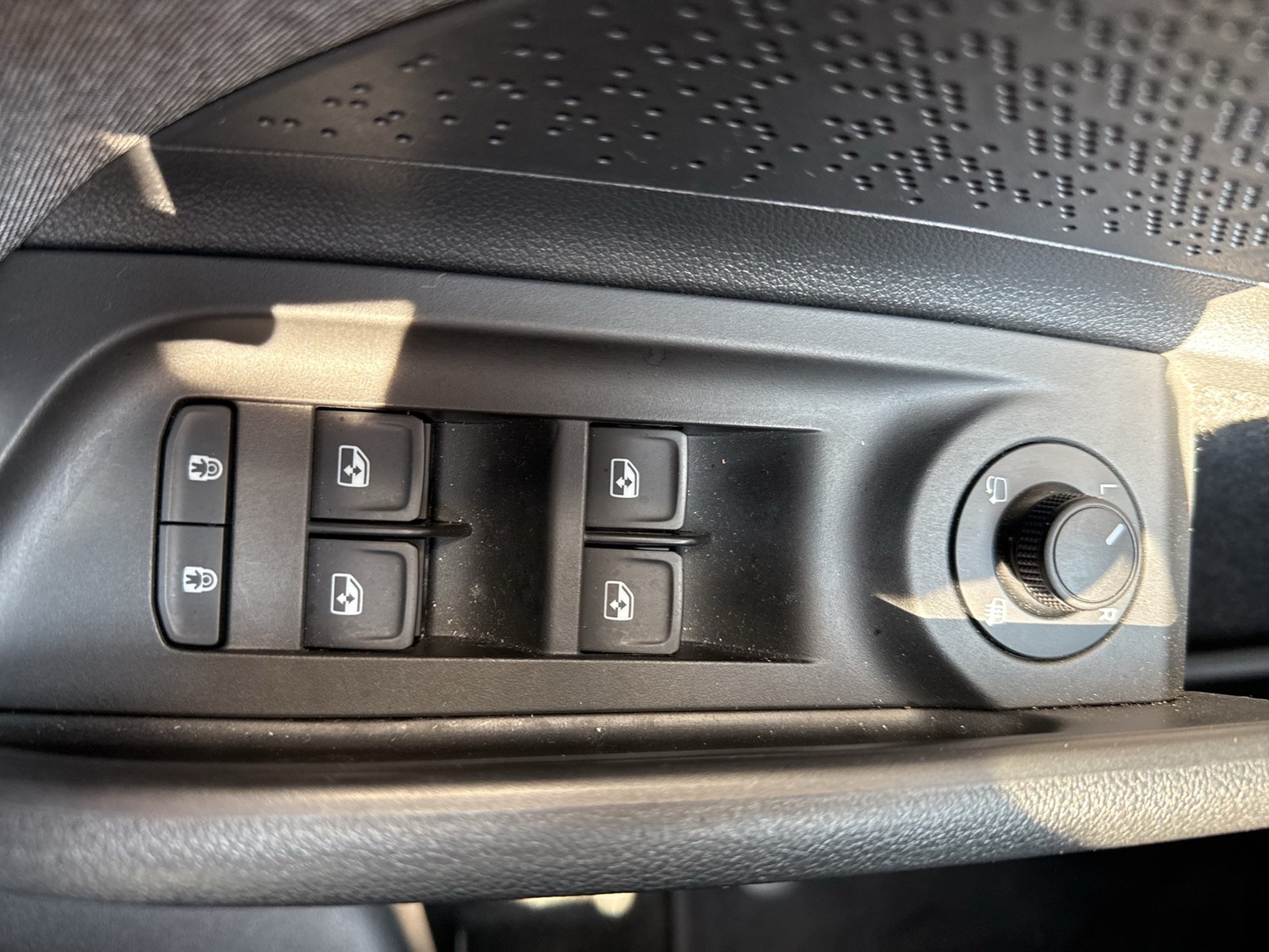 Skoda Enyaq Coupé 85 LOFT WÄRMEPUMPE PANO AHK CAM LM20