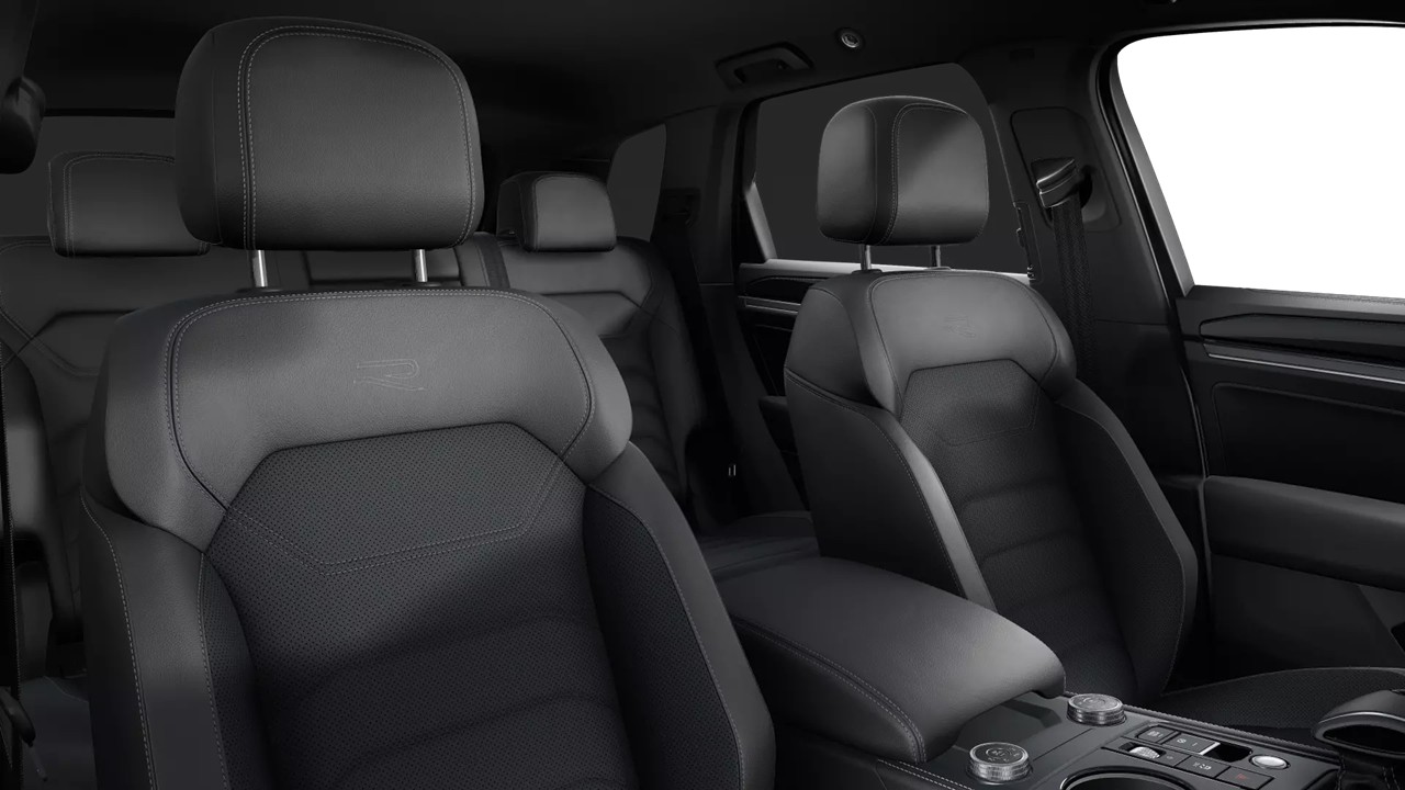 Volkswagen Touareg V6 R-LINE NEUESMODELL AHK CAM HEADUP 19Z