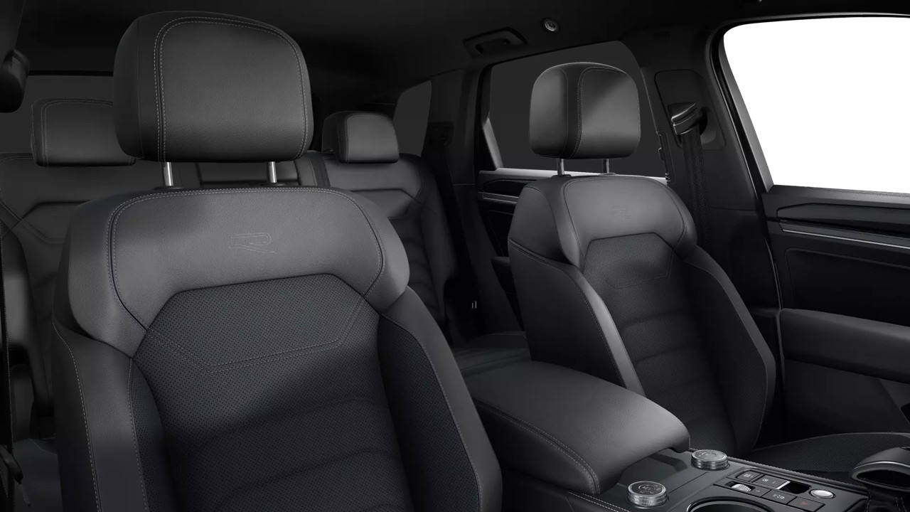 Volkswagen Touareg V6 R-LINE NEUESMODELL AHK CAM HEADUP 19Z