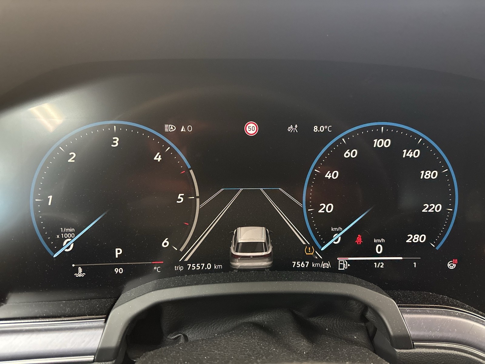 Volkswagen Touareg V6 R-LINE AHK CAM ACC HEAD-UP LM19