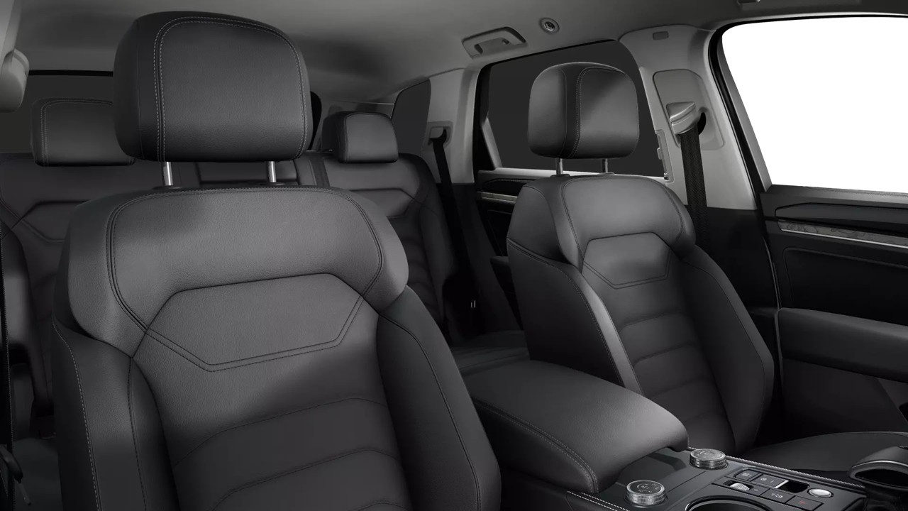 Volkswagen Touareg V6 ELEGANCE NEUESMODELL AHK CAM ACC LM19