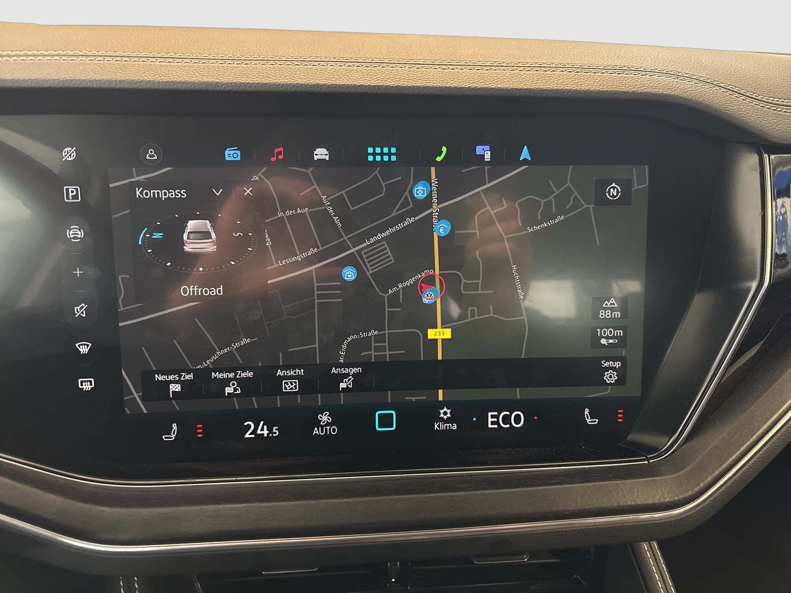 Volkswagen Touareg V6 NEUESMODELL AHK CAM ACC LM19 E-KLAPPE