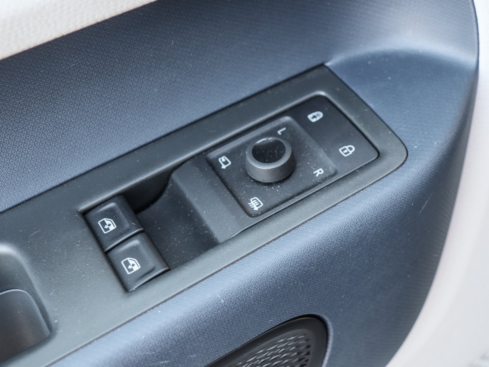 Volkswagen ID.Buzz PRO 360CAM NAVI SITZHEIZUNG eKLAPPE USB