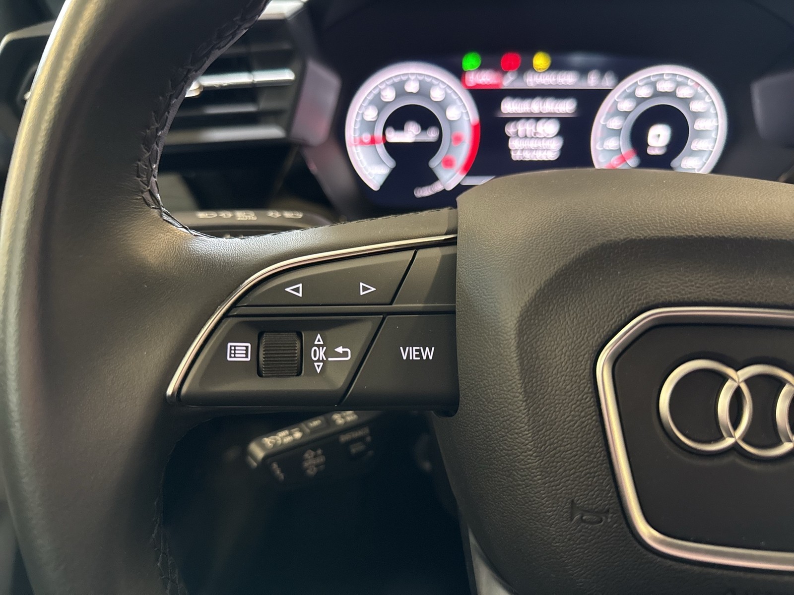 Audi A3 Sportback 30 advanced B&O ACC NAVI+ SITZHEIZ.