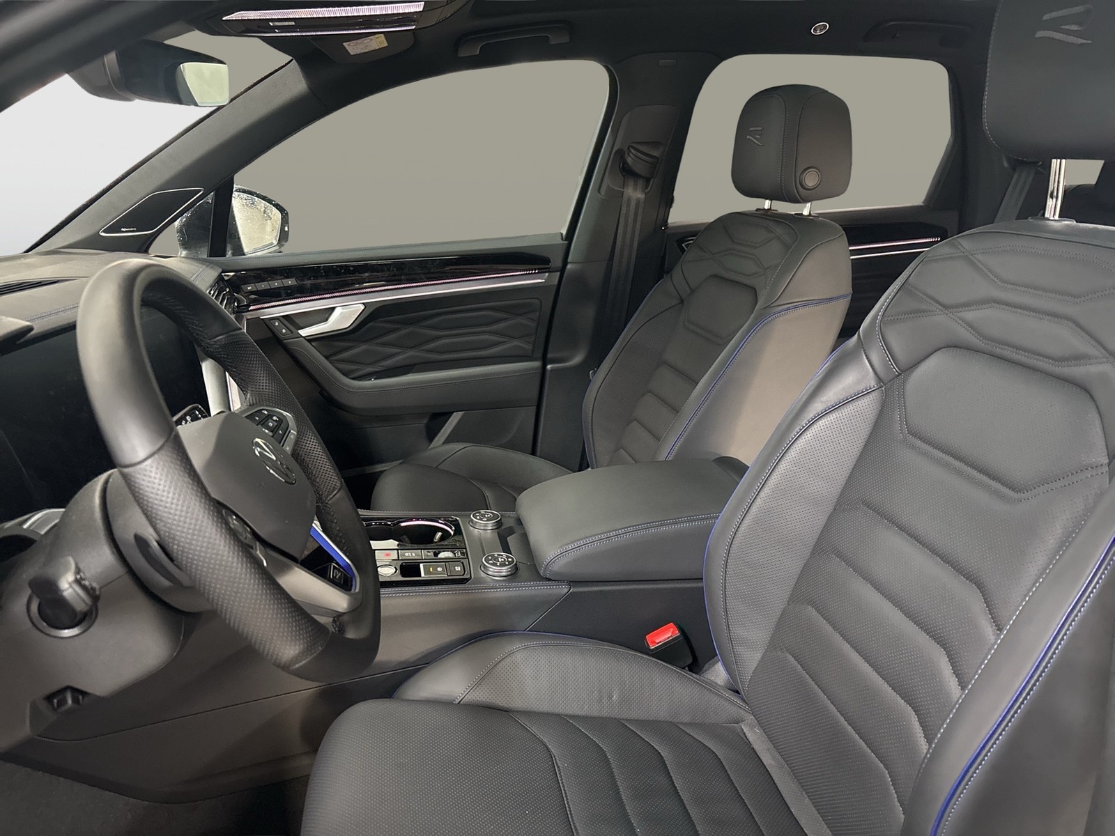 Volkswagen Touareg HYBRID R NEUES MODELL PANO 360°CAM LM21