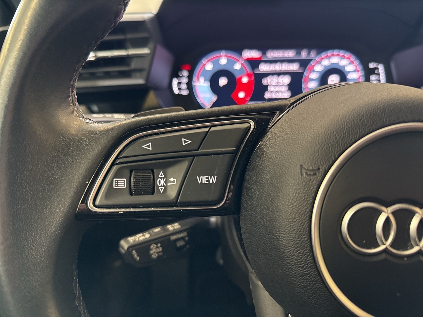 Audi A3 35 ACC NAVI+ SITZHEIZUNG ALU EINPARKHILFE