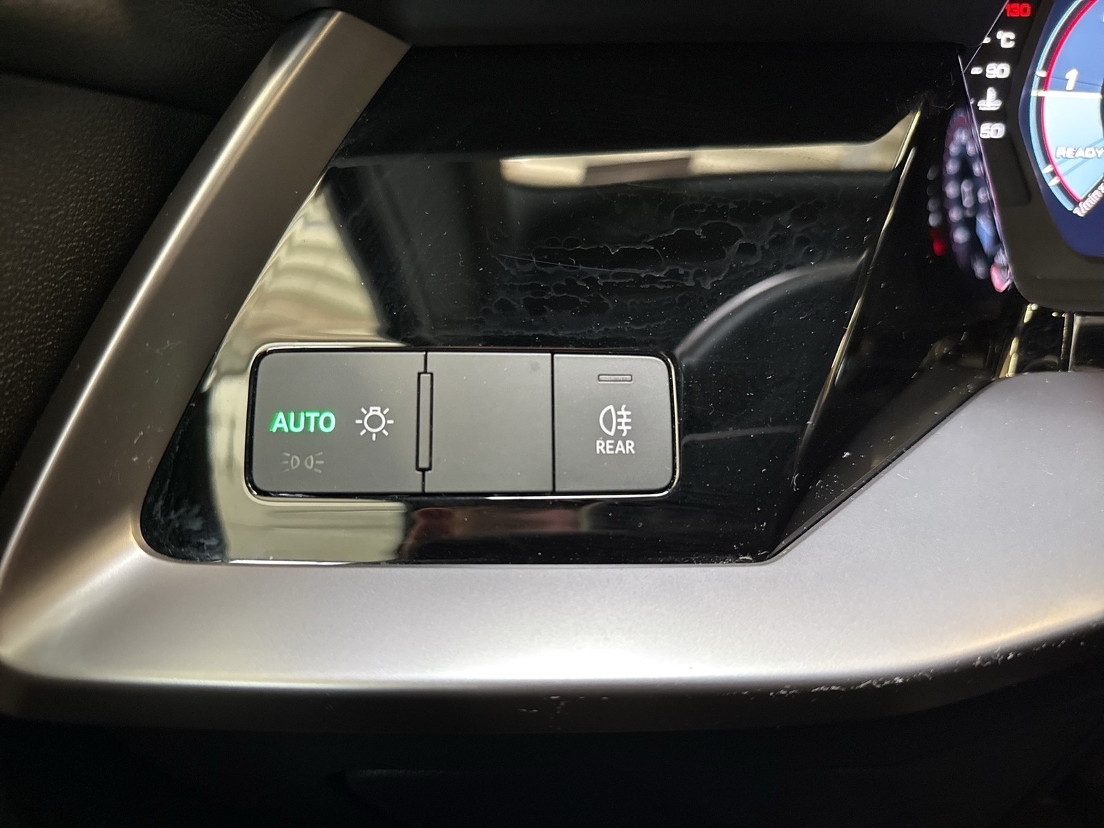 Audi A3 35 ACC NAVI+ SITZHEIZUNG ALU EINPARKHILFE