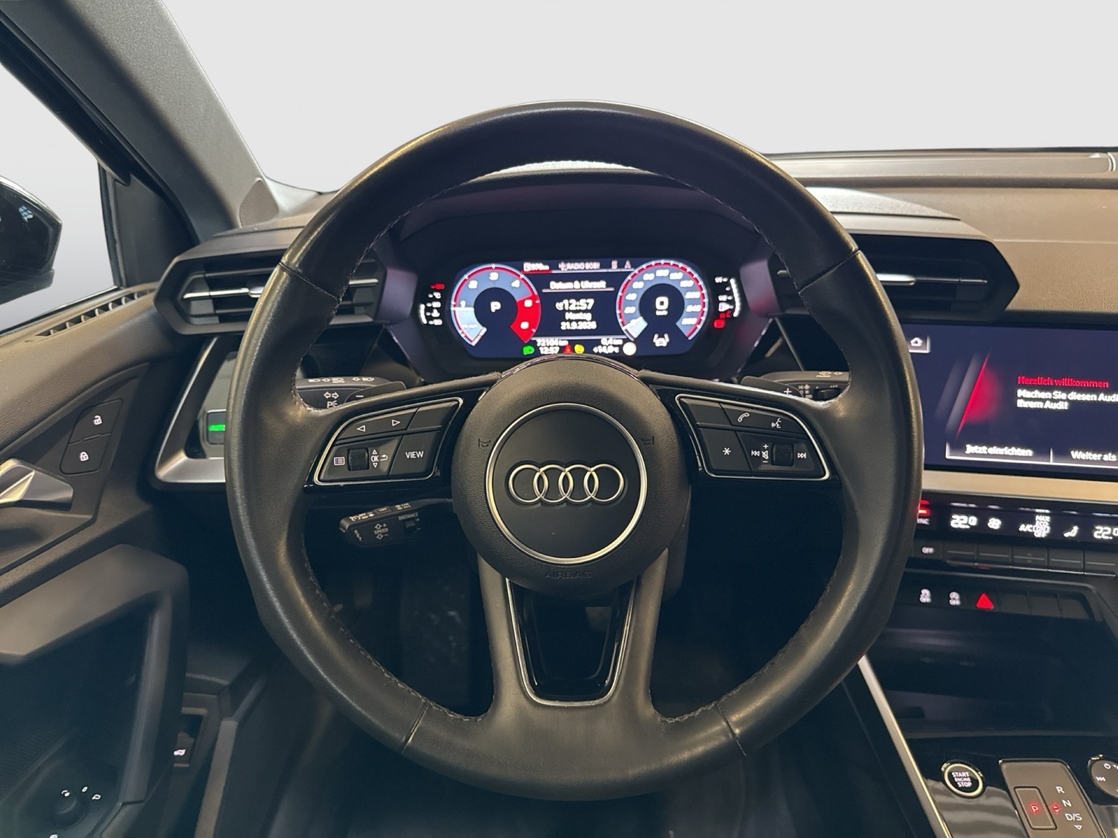 Audi A3 35 ACC NAVI+ SITZHEIZUNG ALU EINPARKHILFE
