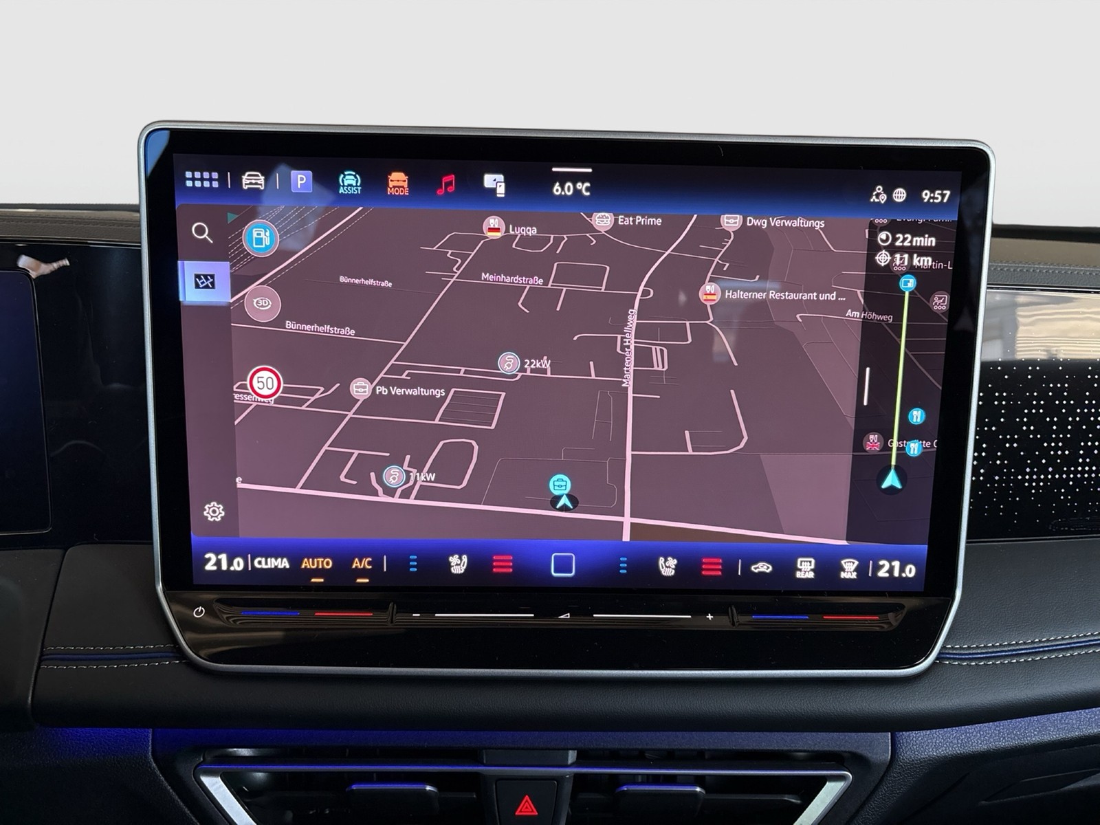 Volkswagen Tiguan 2.0 R-LINE DSG 4X4 LEDER PANO STANDHZG