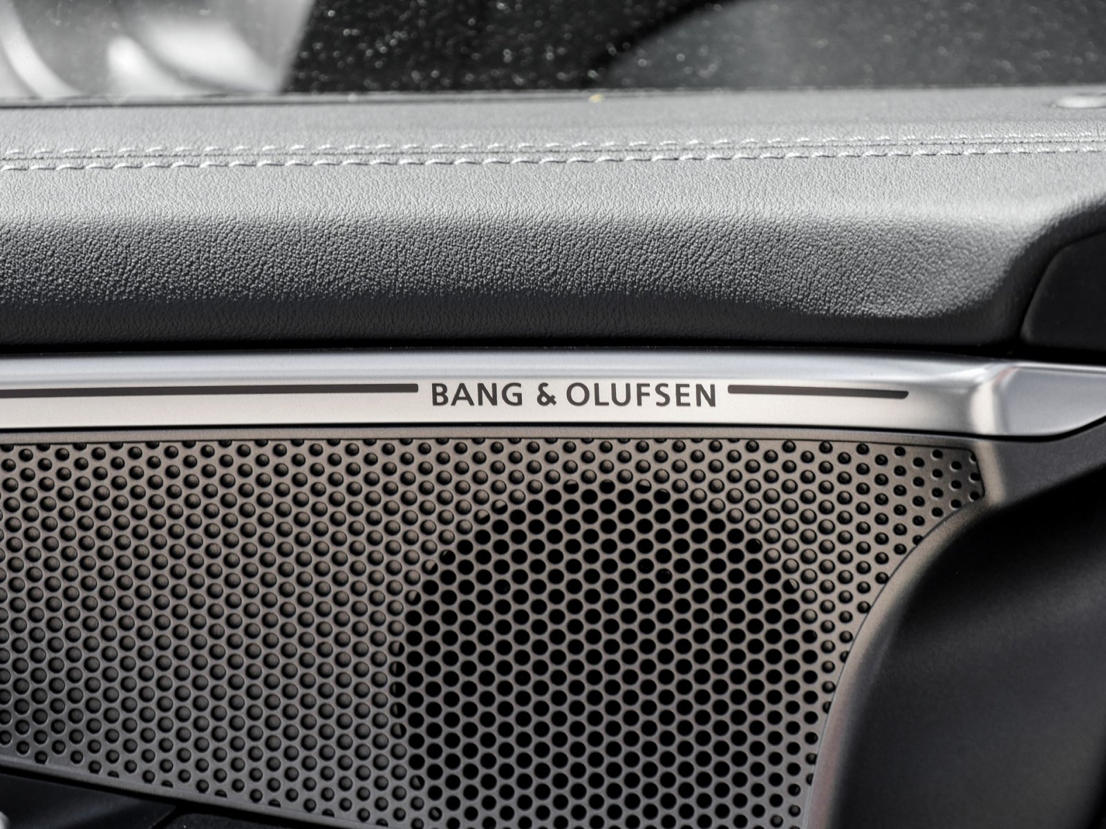 Audi A6 Avant TFSI quattro S tronic S Line Techplus+AHK+B&O+Sportsitze+SLine+