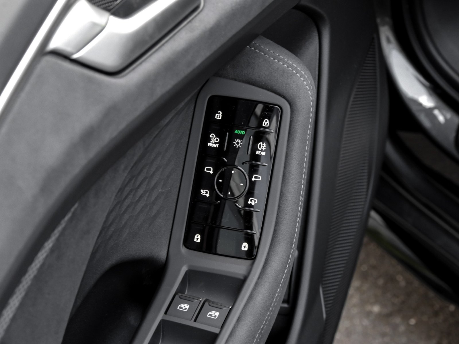 Audi A6 Avant TFSI quattro S tronic S Line Techplus+AHK+B&O+Sportsitze+SLine+