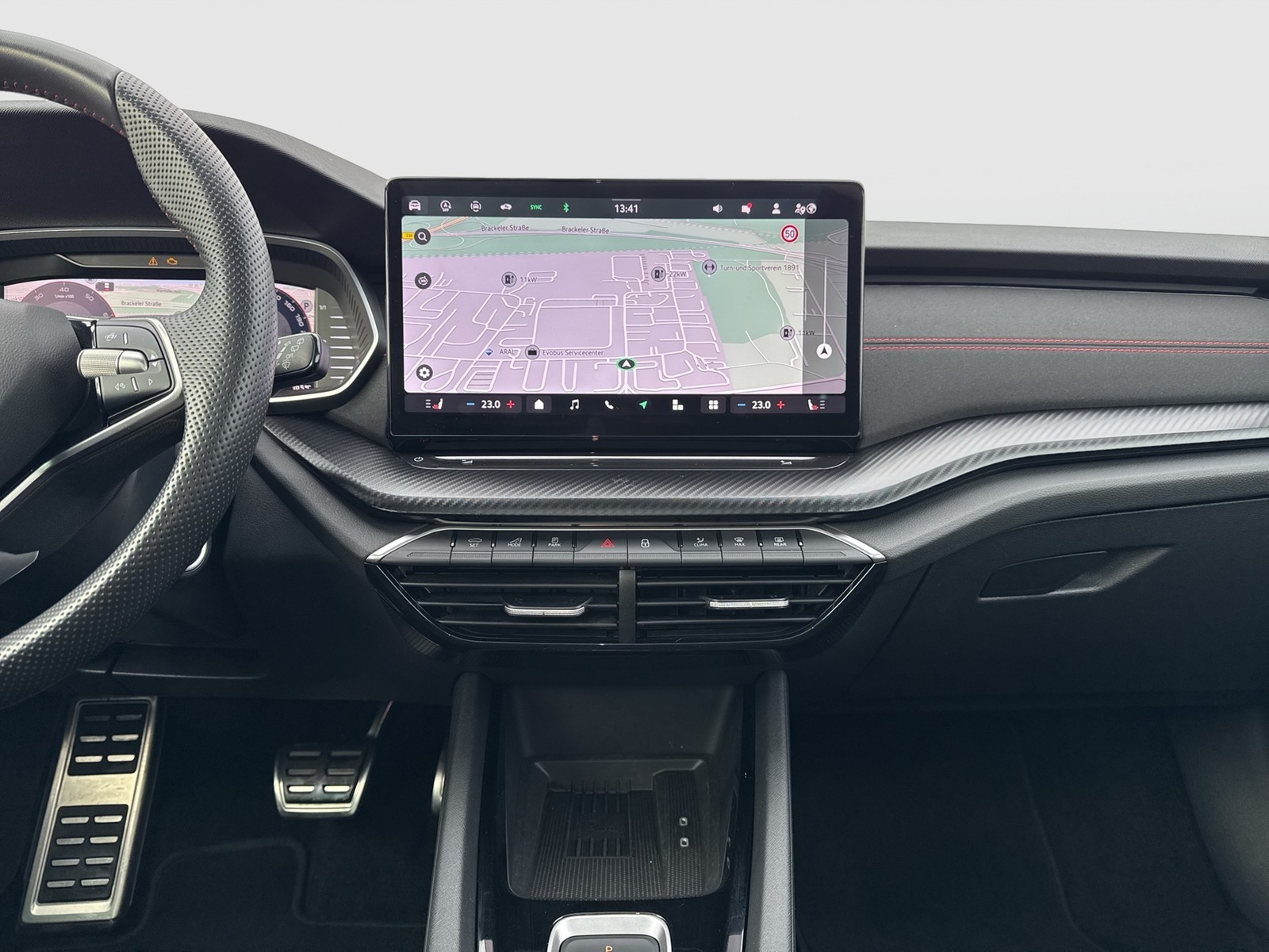 Skoda Octavia Combi 2.0 RS PANO CANTON AHK CAM 18Z NAVI