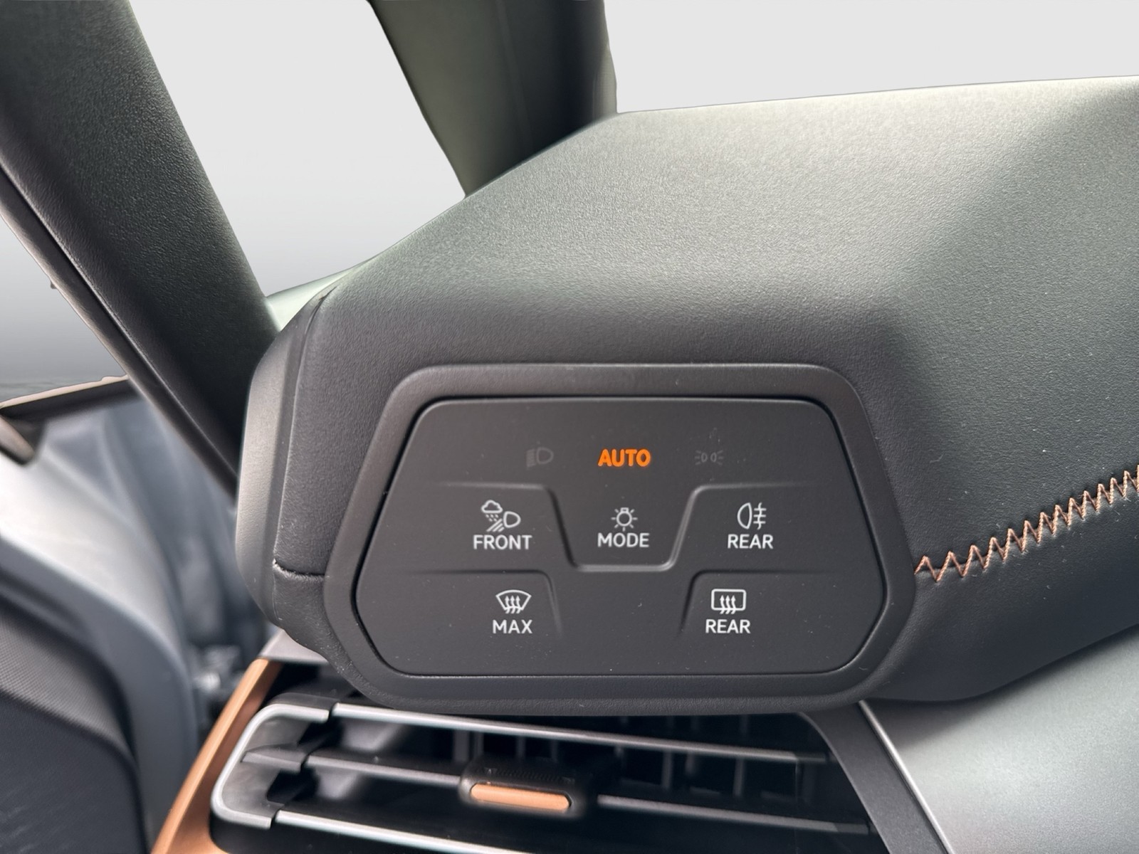 Cupra Born E-BOOST WÄRMEPUMPE 360°CAM ACC LM19 HEAD-UP