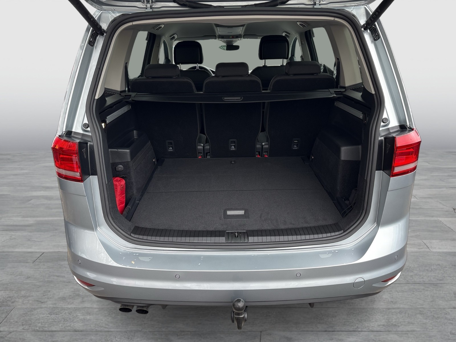 Volkswagen Touran 2.0 HIGHLINE AHK CAM ACC LM17 EKLAPPE NAVI