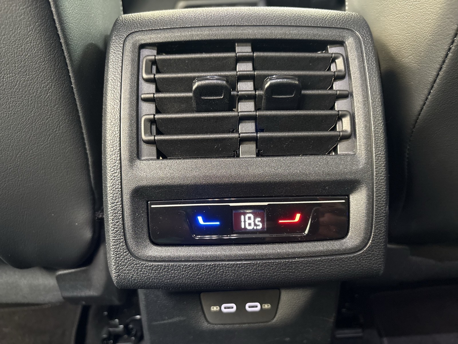 Volkswagen Golf VIII 2.0 GOAL FACELIFT AHK CAM ACC LED+ NAVI