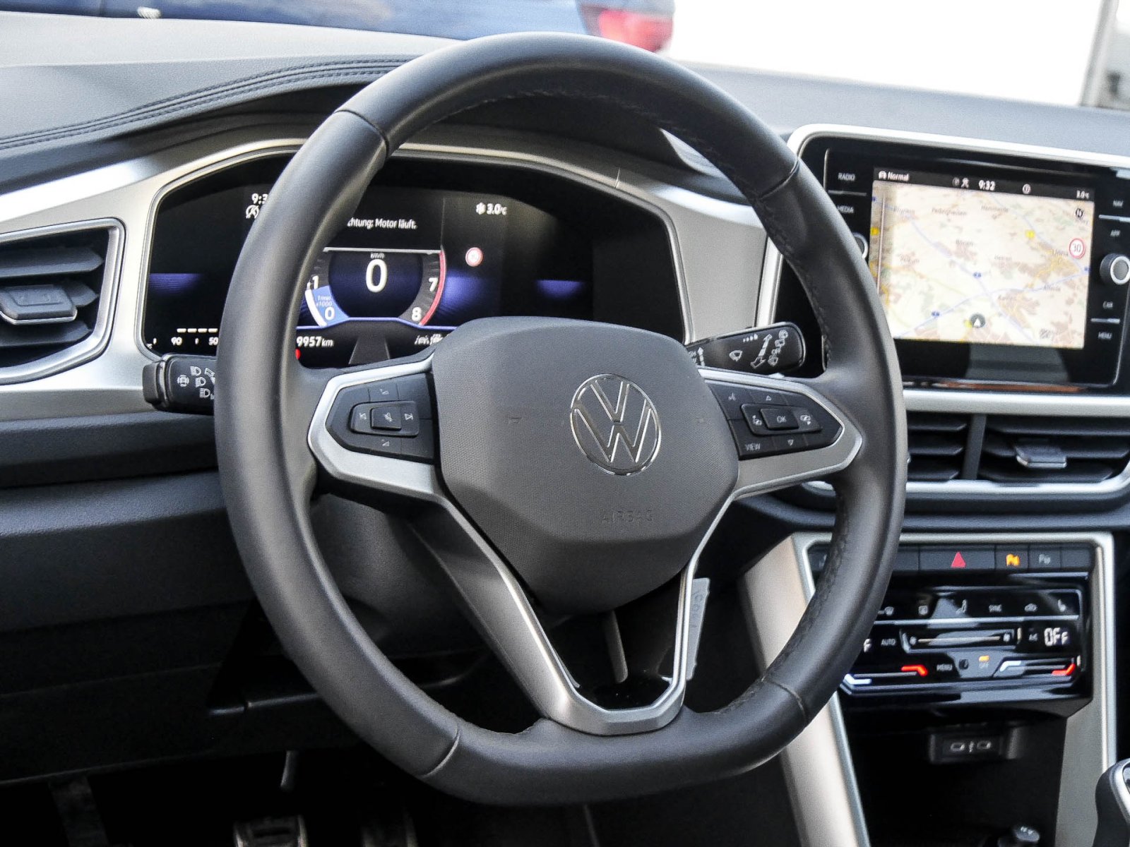 Volkswagen T-Roc 1.5 MOVE SITZHEIZUNG LED CAM NAVI DAB+ USB