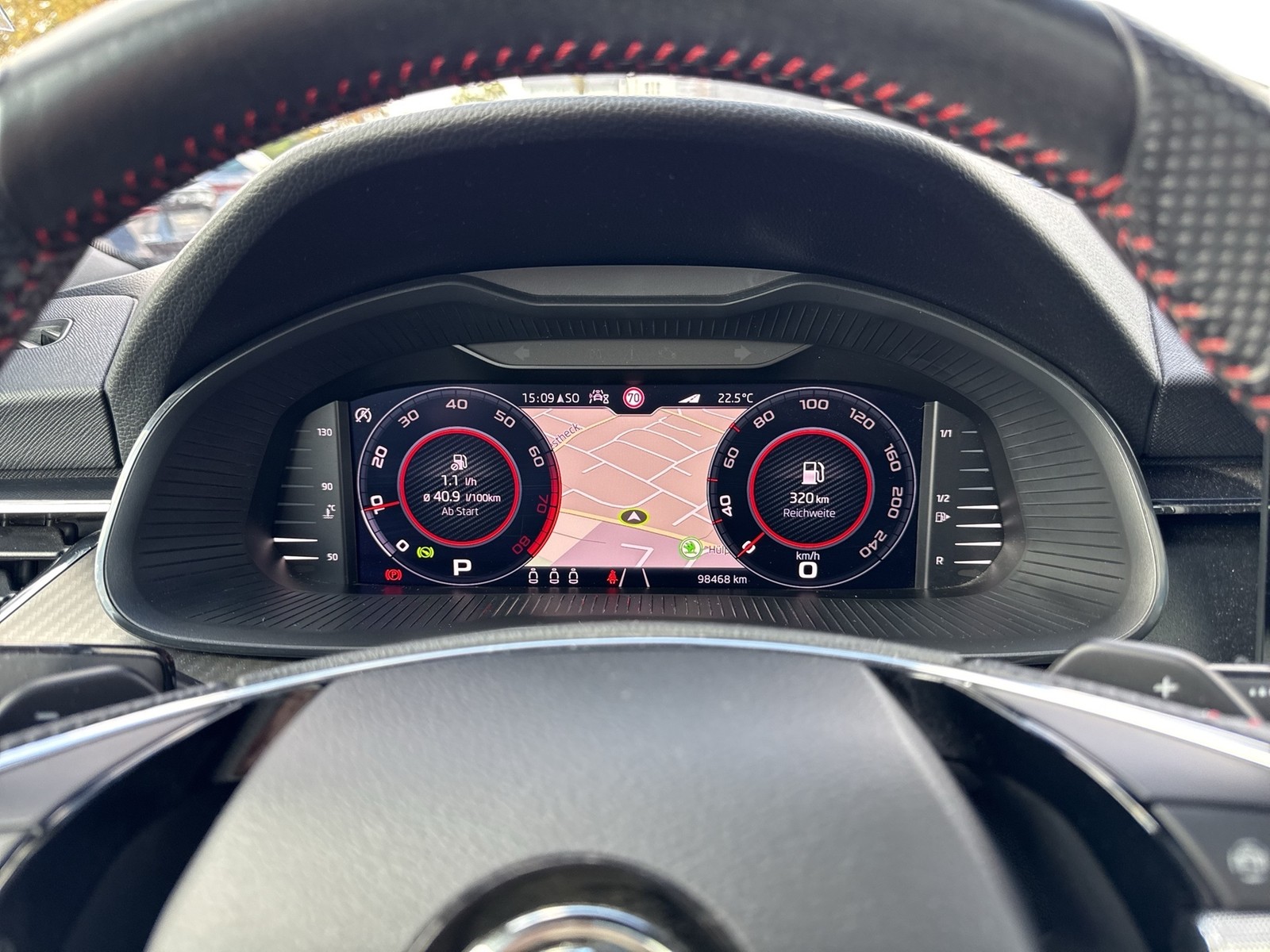 Skoda Kamiq 1.5 MONTE CARLO PANO CAM LM18 NAVI CARPLAY