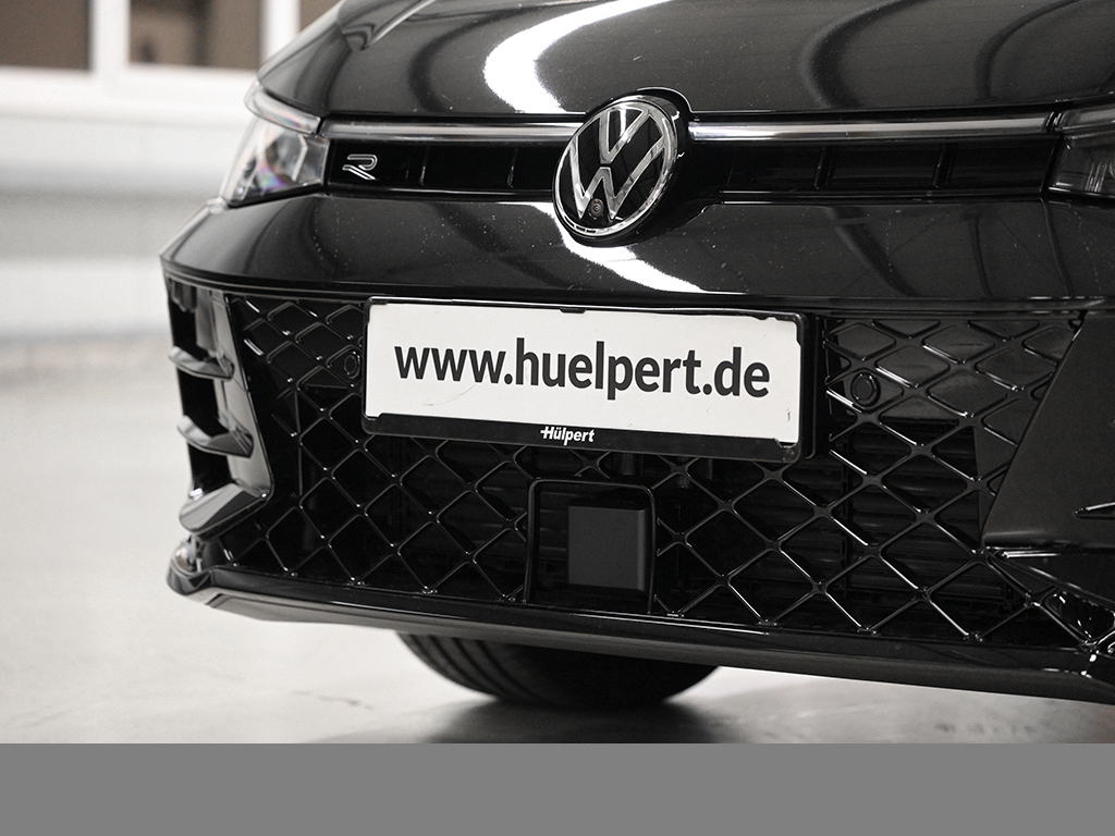 Volkswagen Passat Variant 2.0 R-LINE BLACK STYLE AHK 360CAM