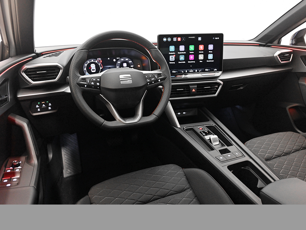Seat Leon ST FR BLACK EDITION DSG PANO NAVI CAM LM18