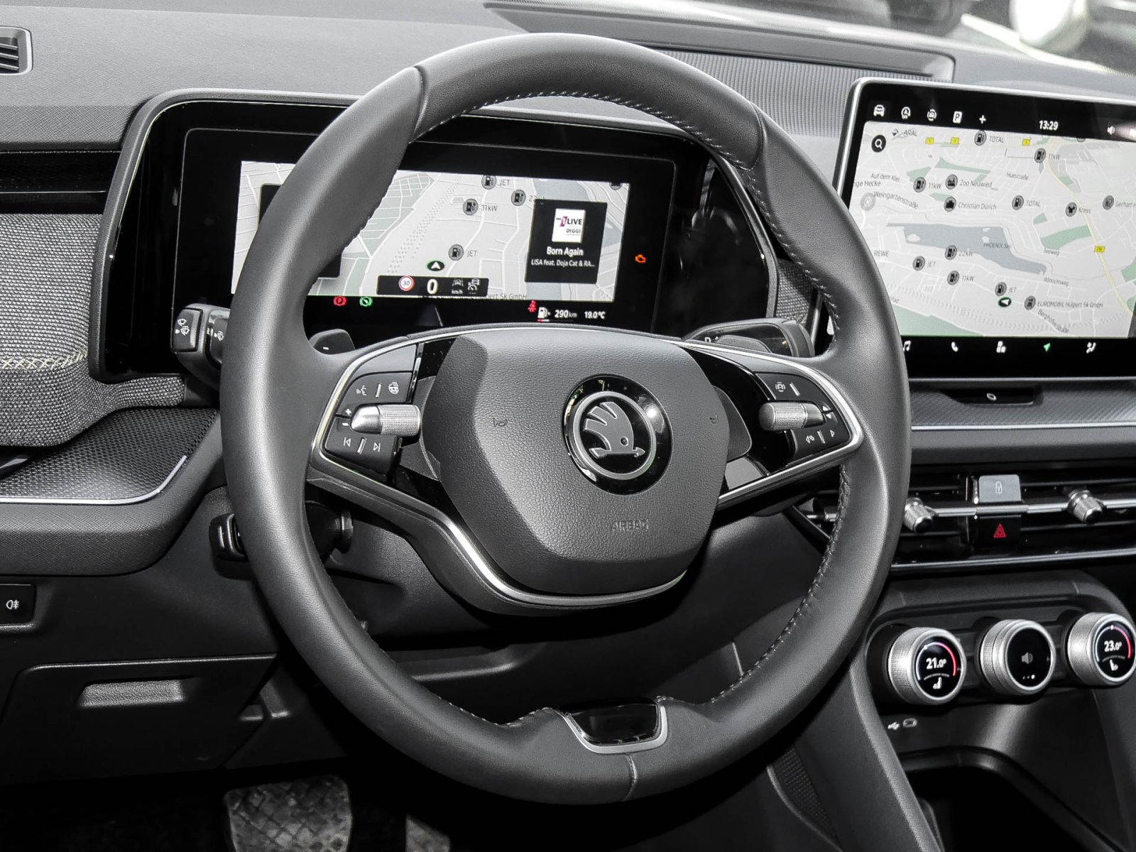 Skoda Kodiaq 2.0 Selection NAVI SITZHEIZ KAMERA ALU18