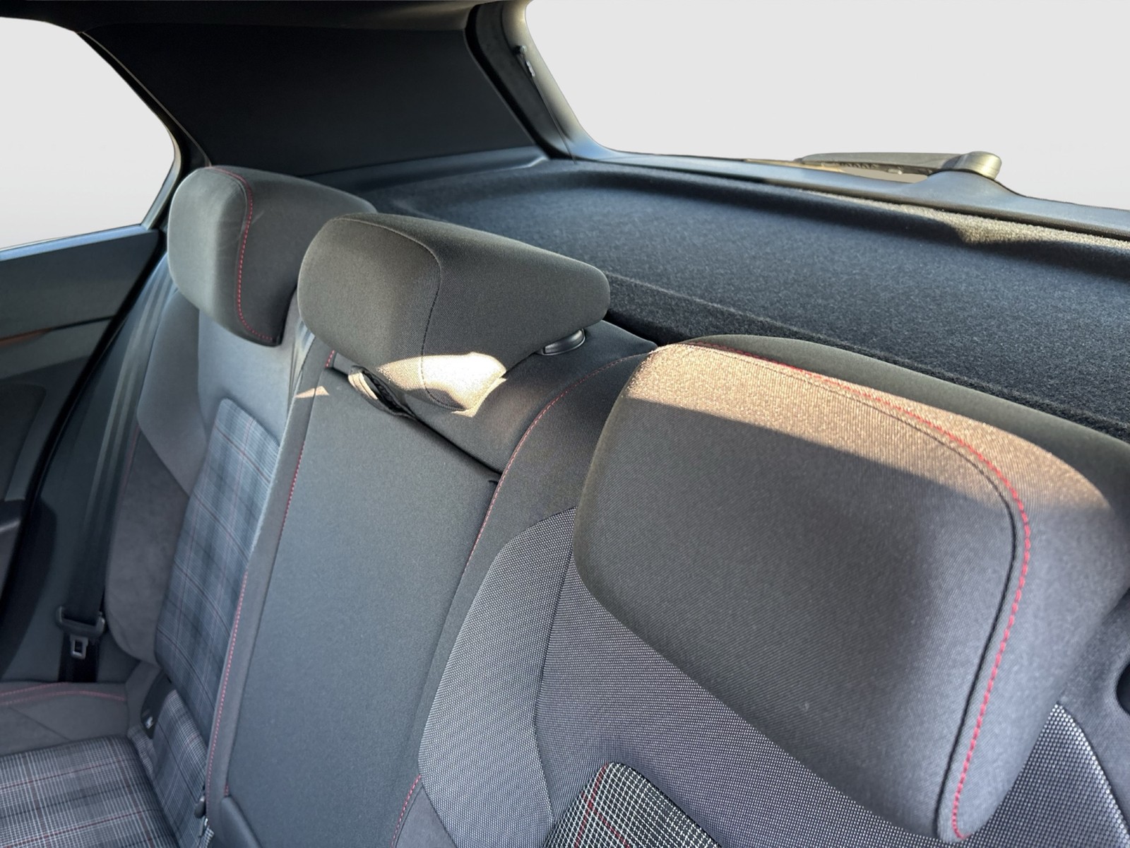 Volkswagen Golf VIII 2.0 GTI ACC LM18 NAVI LED+ CARPLAY