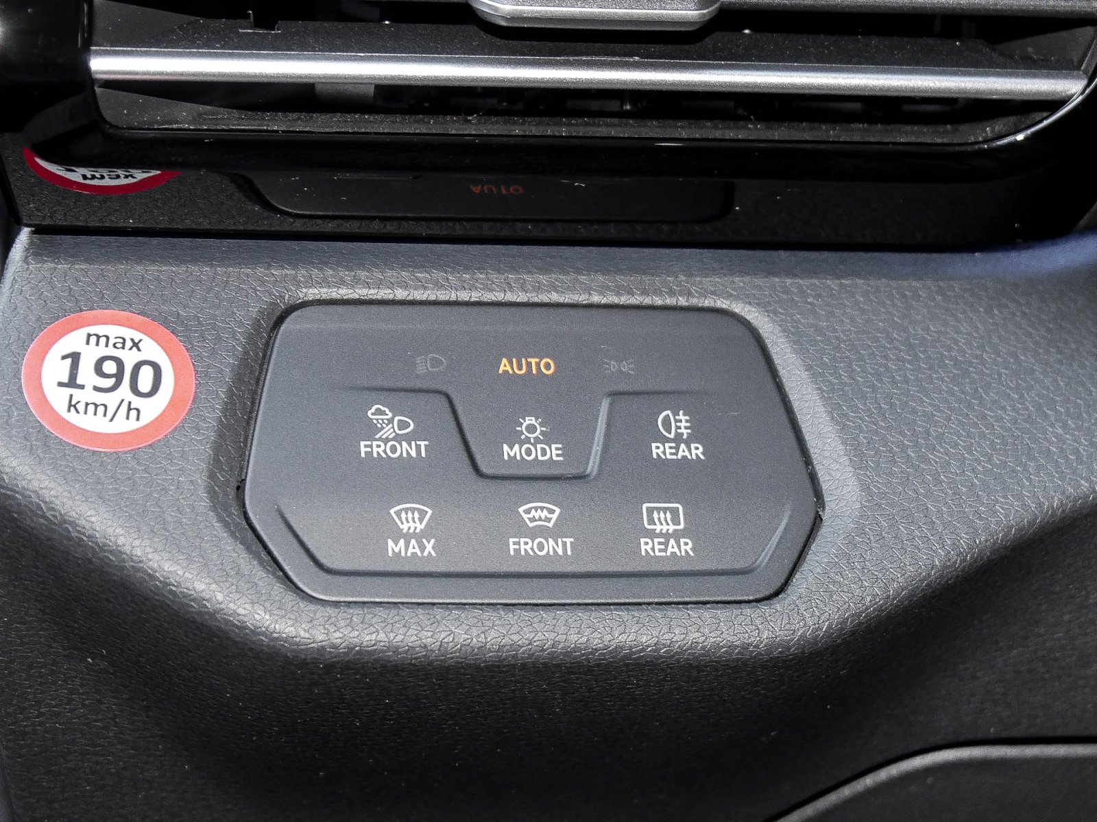 Volkswagen ID.5 PRO PERFORMANCE CAM AHK ALU21 MATRIX ACC