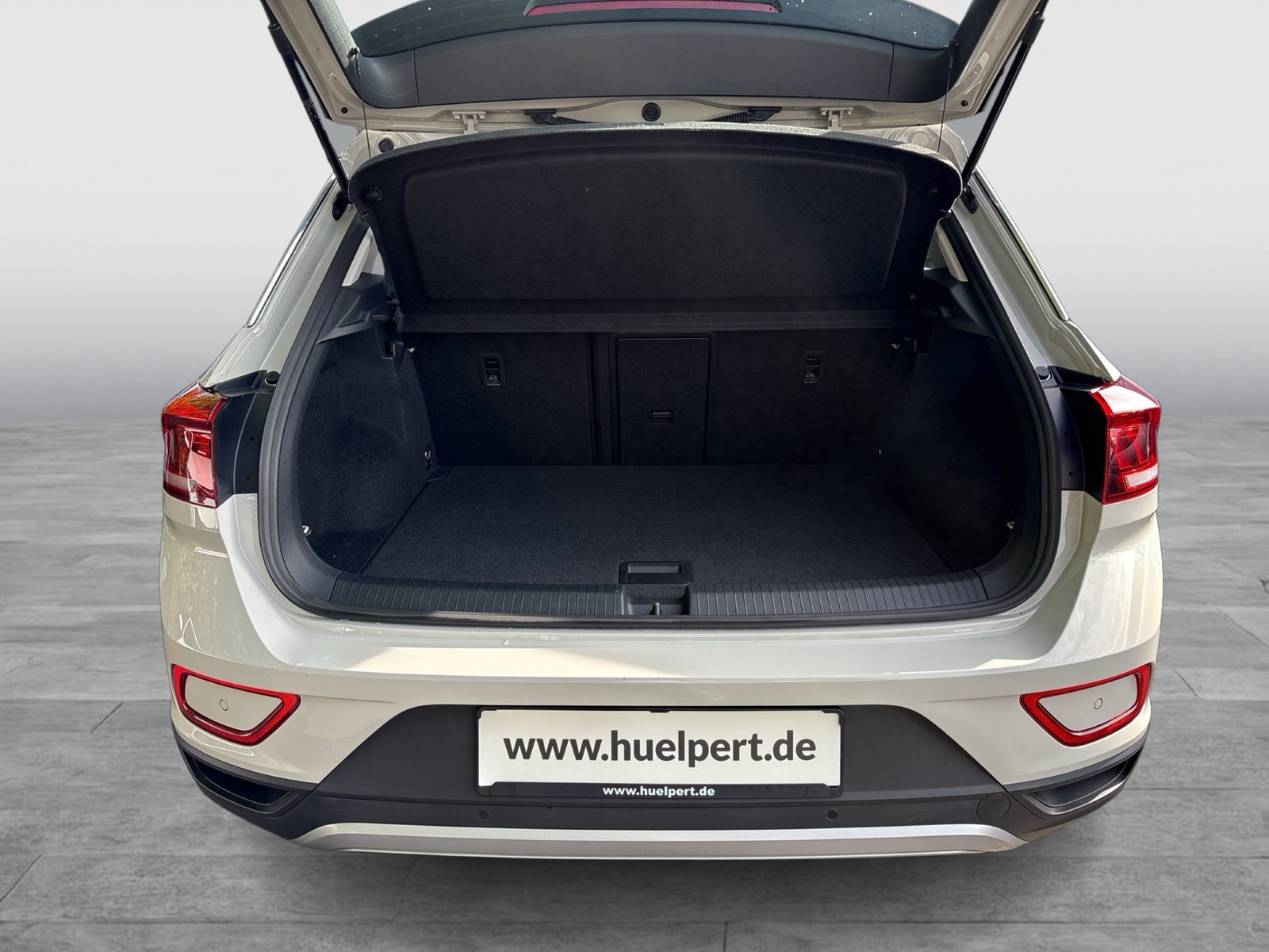 Volkswagen T-Roc 1.0 LIFE NAVI ALU CARPLAY SITZHEIZUNG LED